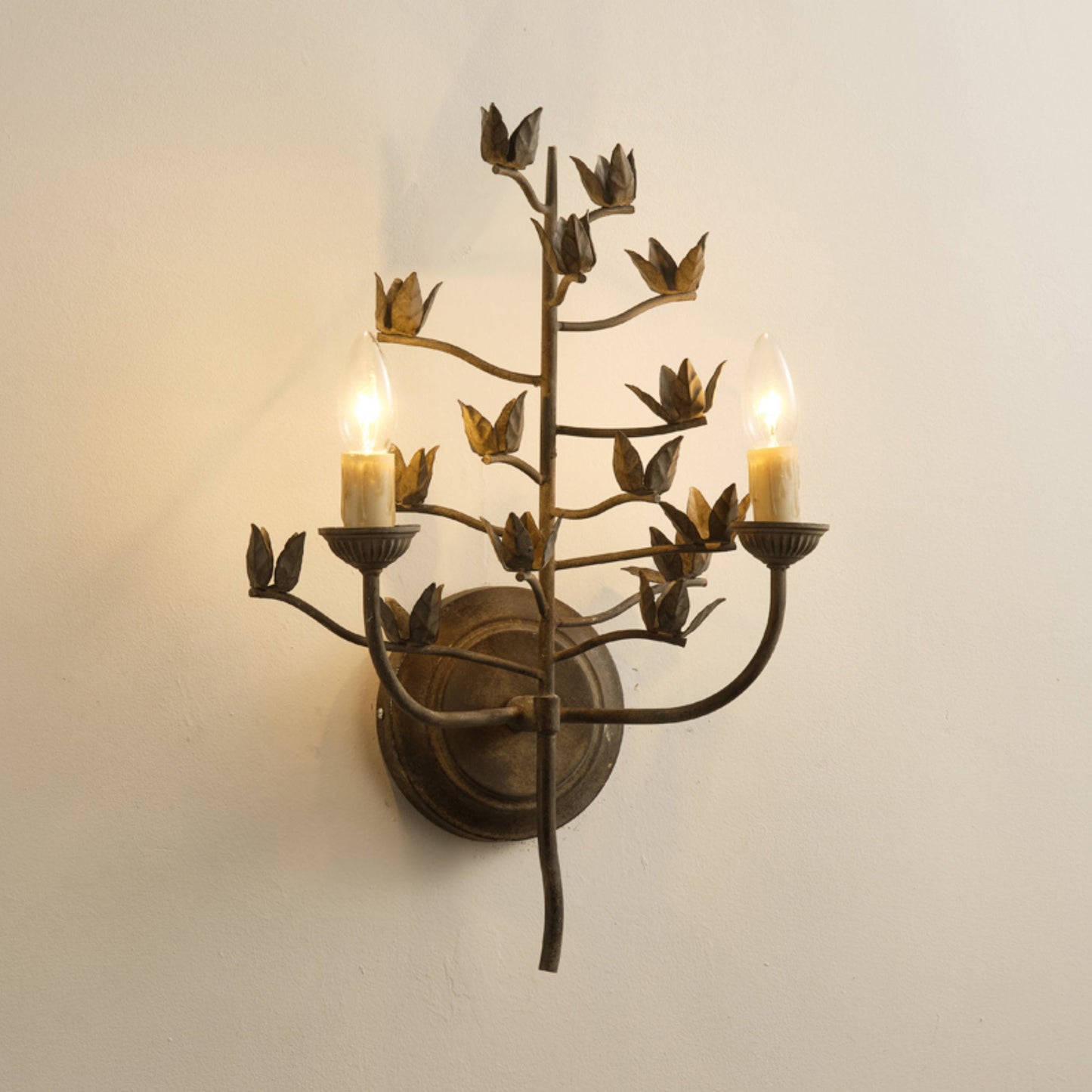 Ferroarte Branch Wall Lamp
