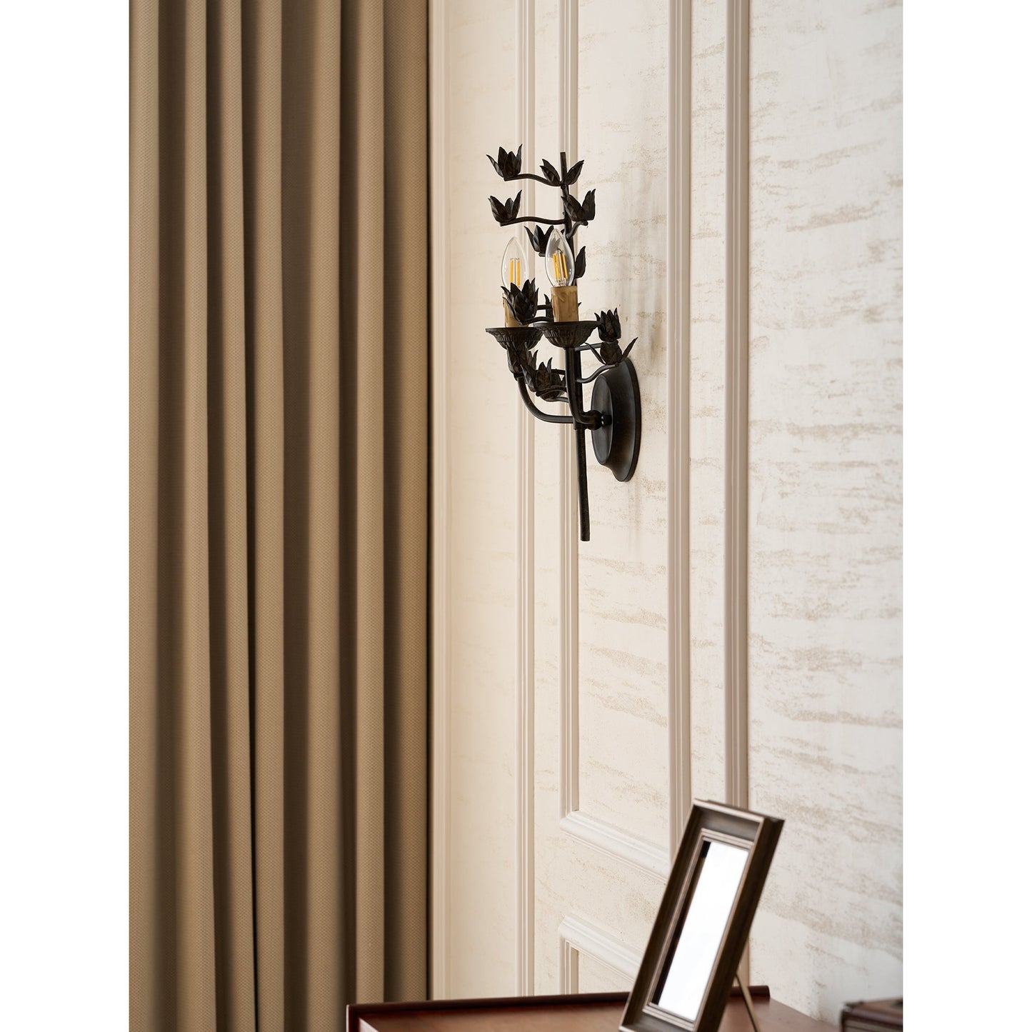 Ferroarte Branch Wall Lamp