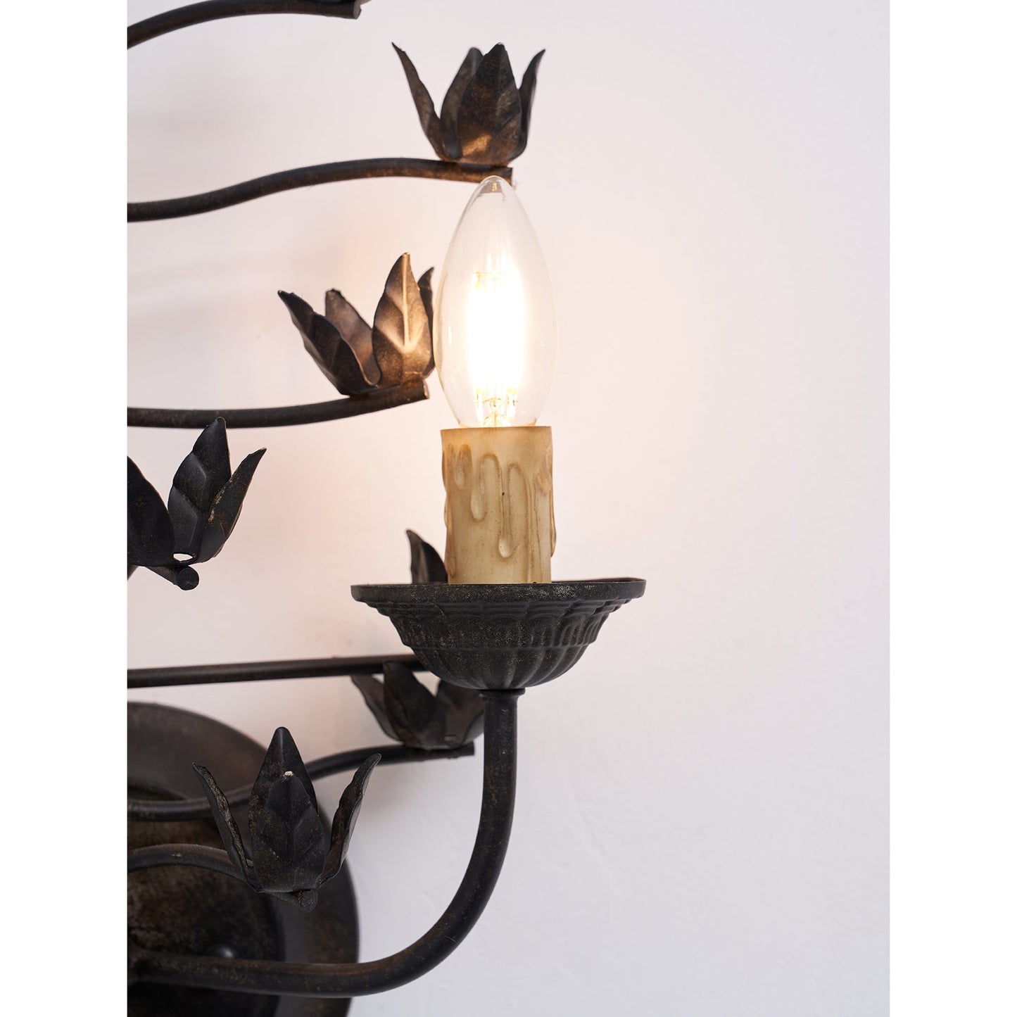 Ferroarte Branch Wall Lamp