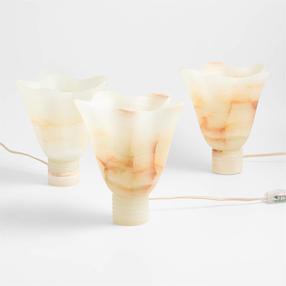 Fleurissant Table Lamp