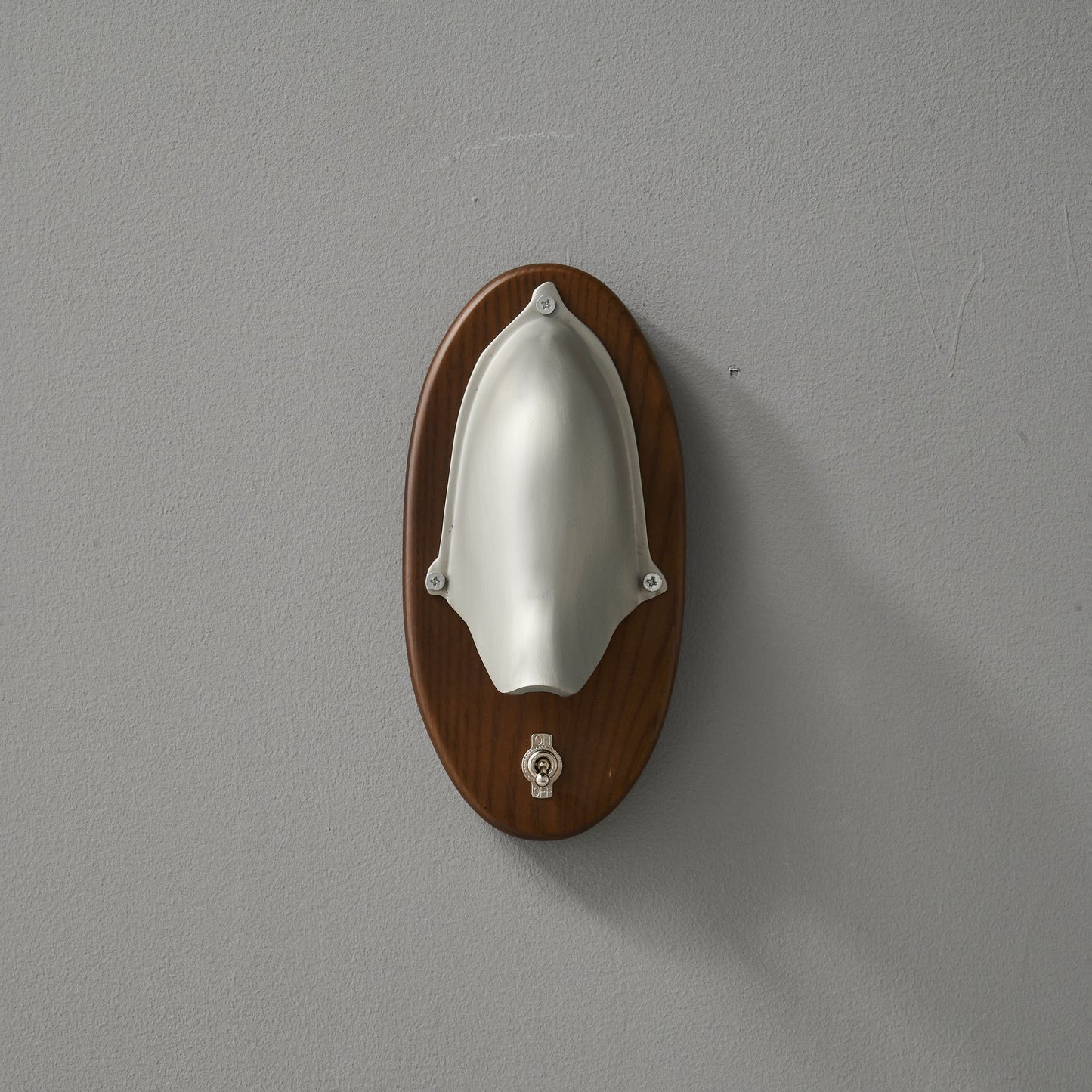 Grant Wall Lamp