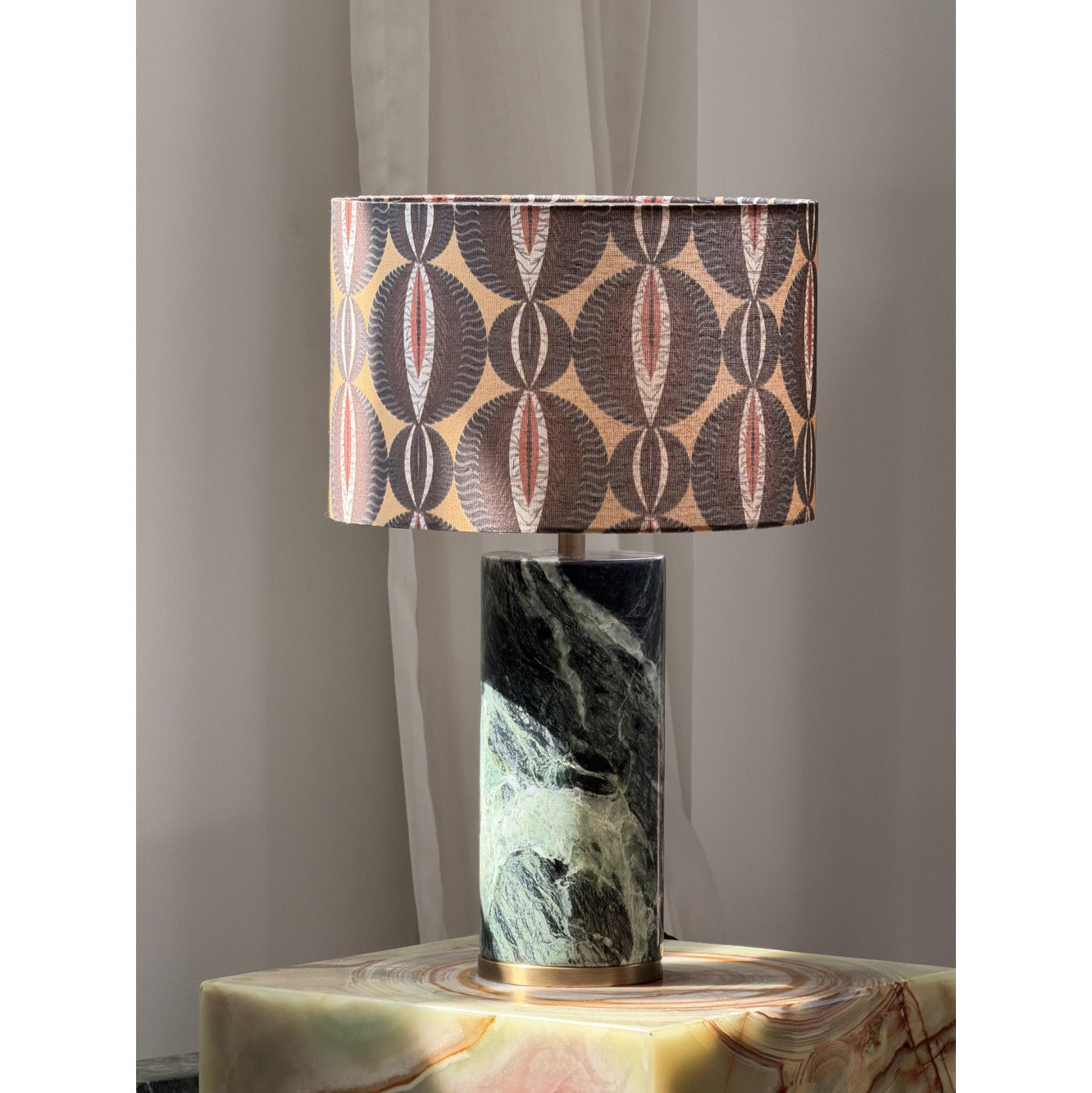 Gravity Table Lamp