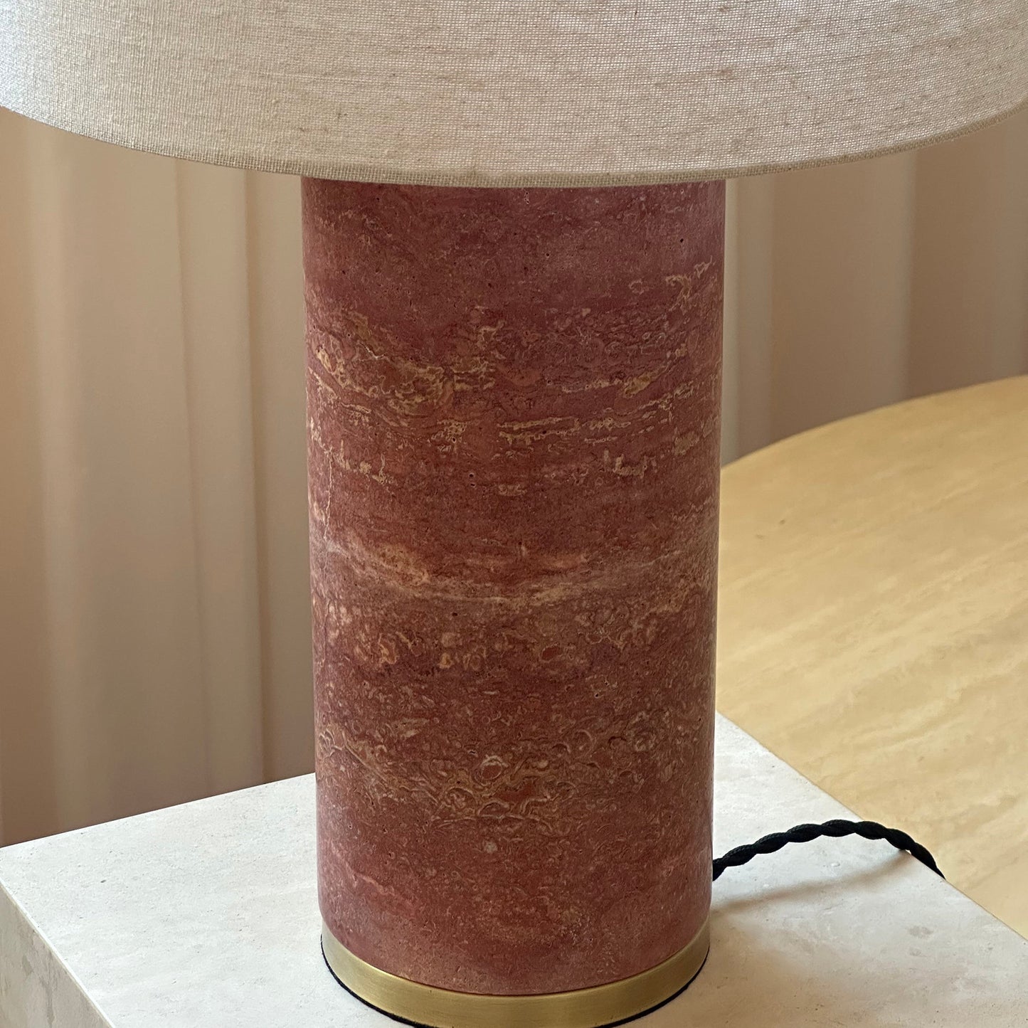 Gravity Table Lamp