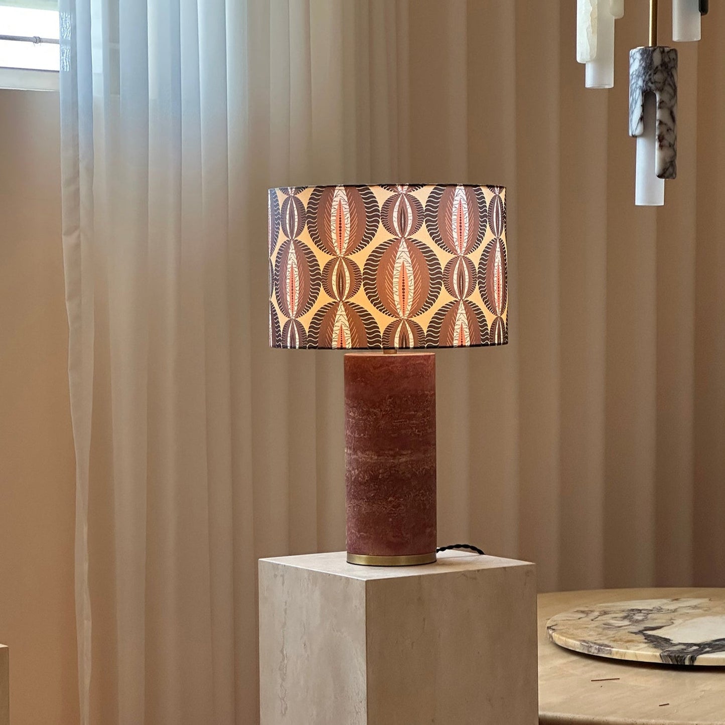 Gravity Table Lamp
