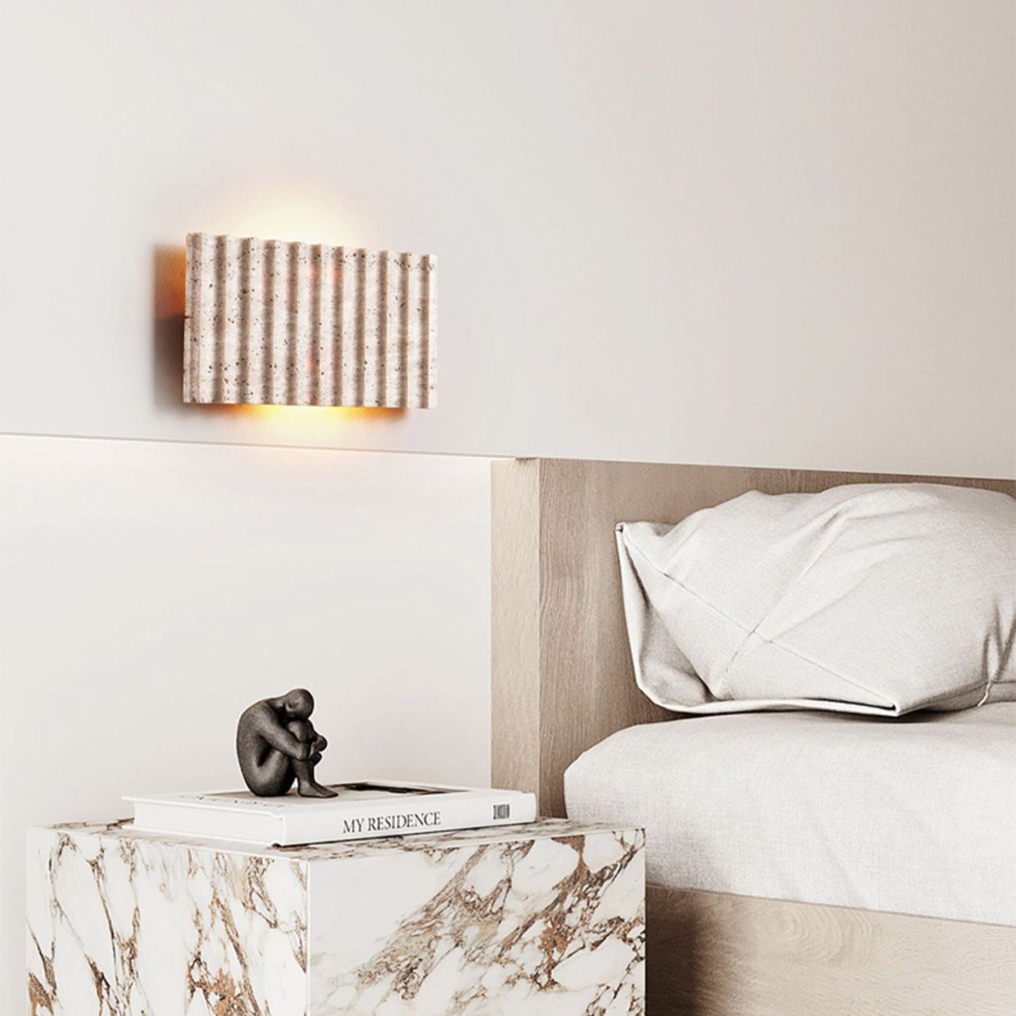 Grille Travertine wall lamp