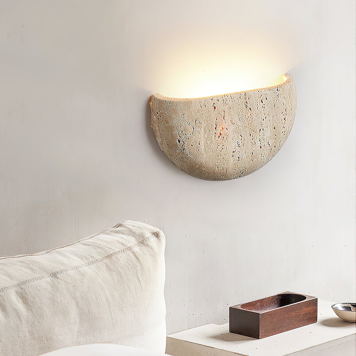 Half Moon Wall Lamp