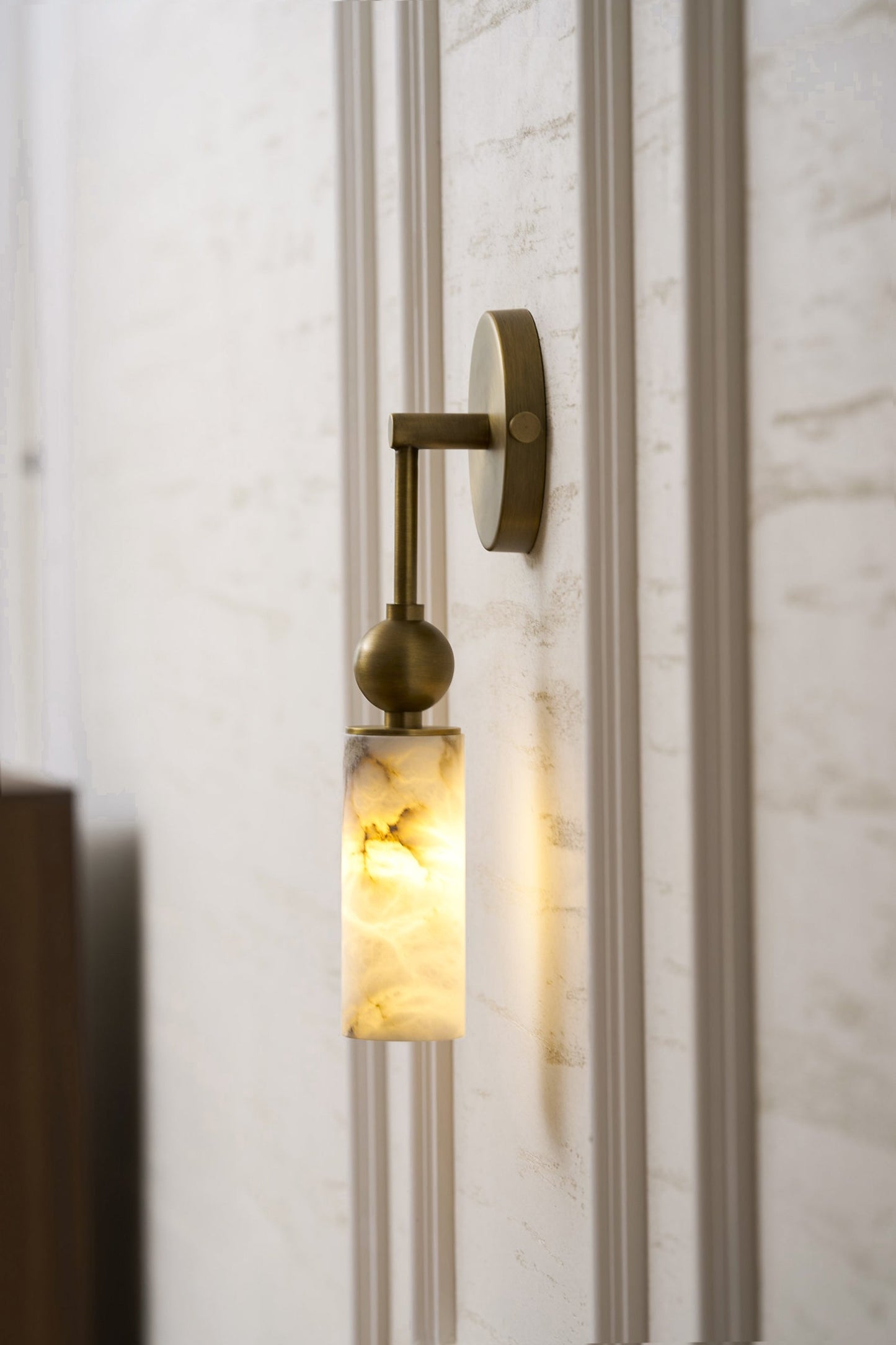 Harlin Alabaster Wall Lamp