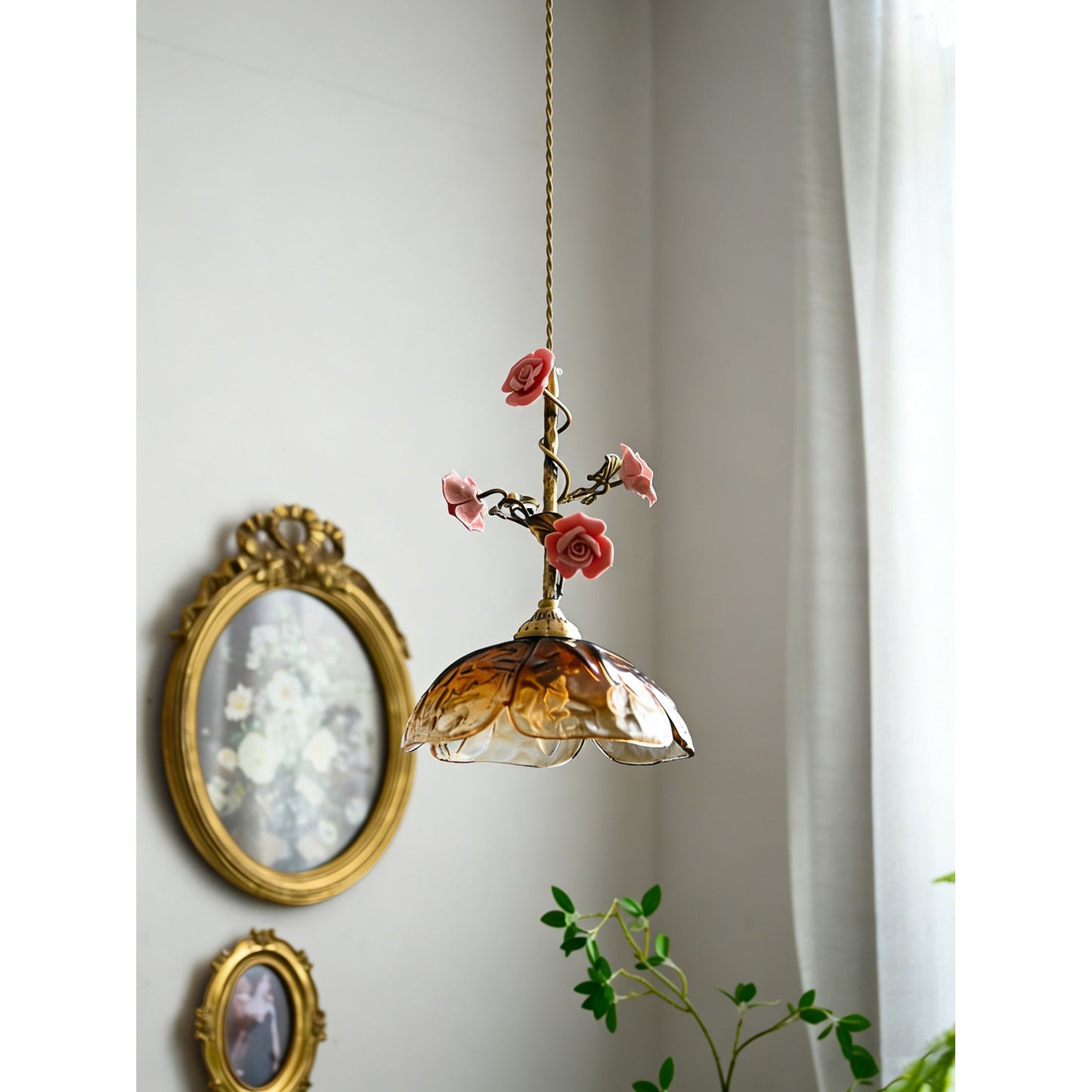 Heirloom Glass Rose Pendant Lamp