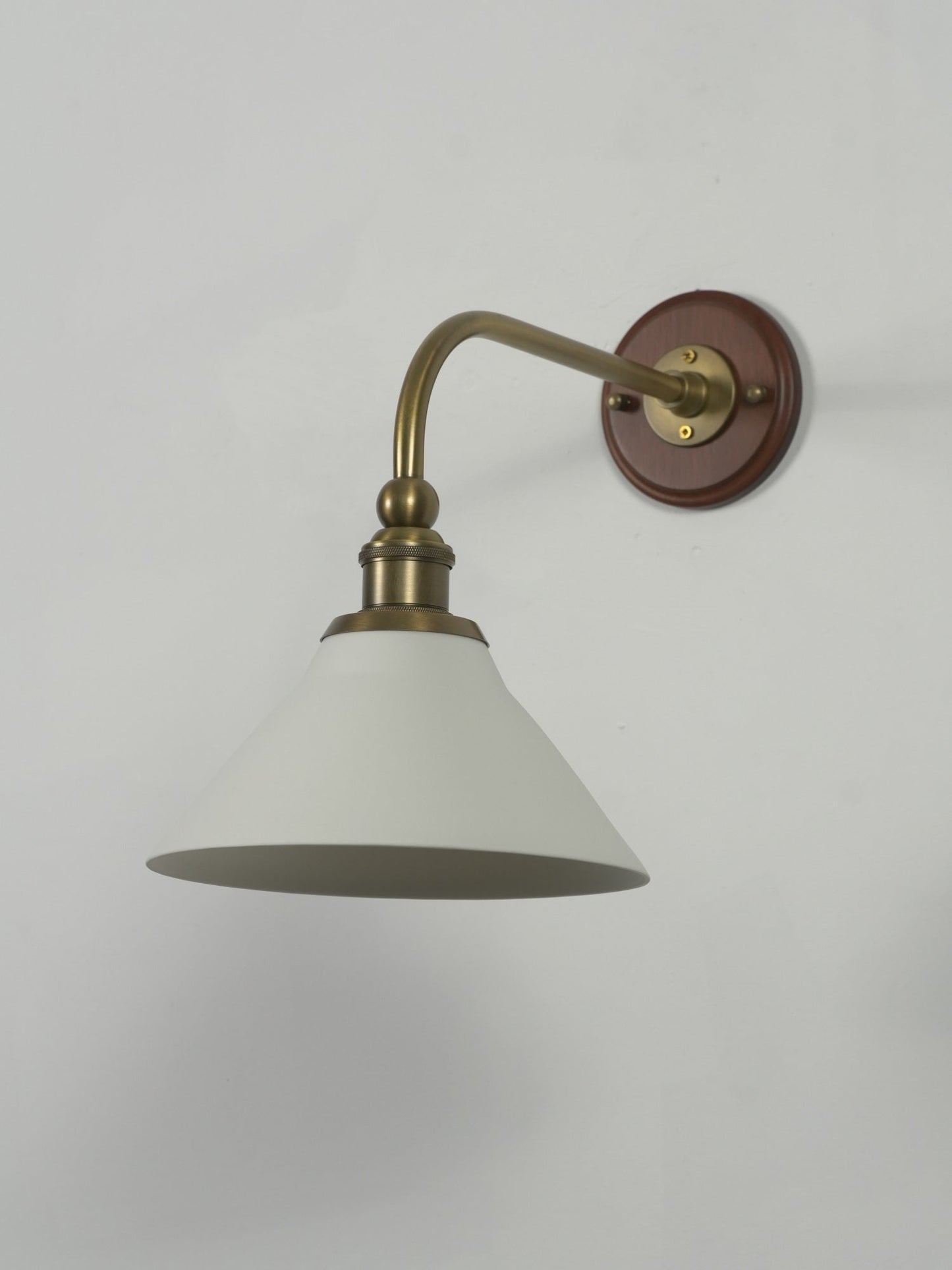 Heirloom Ceramic Wall Lamp