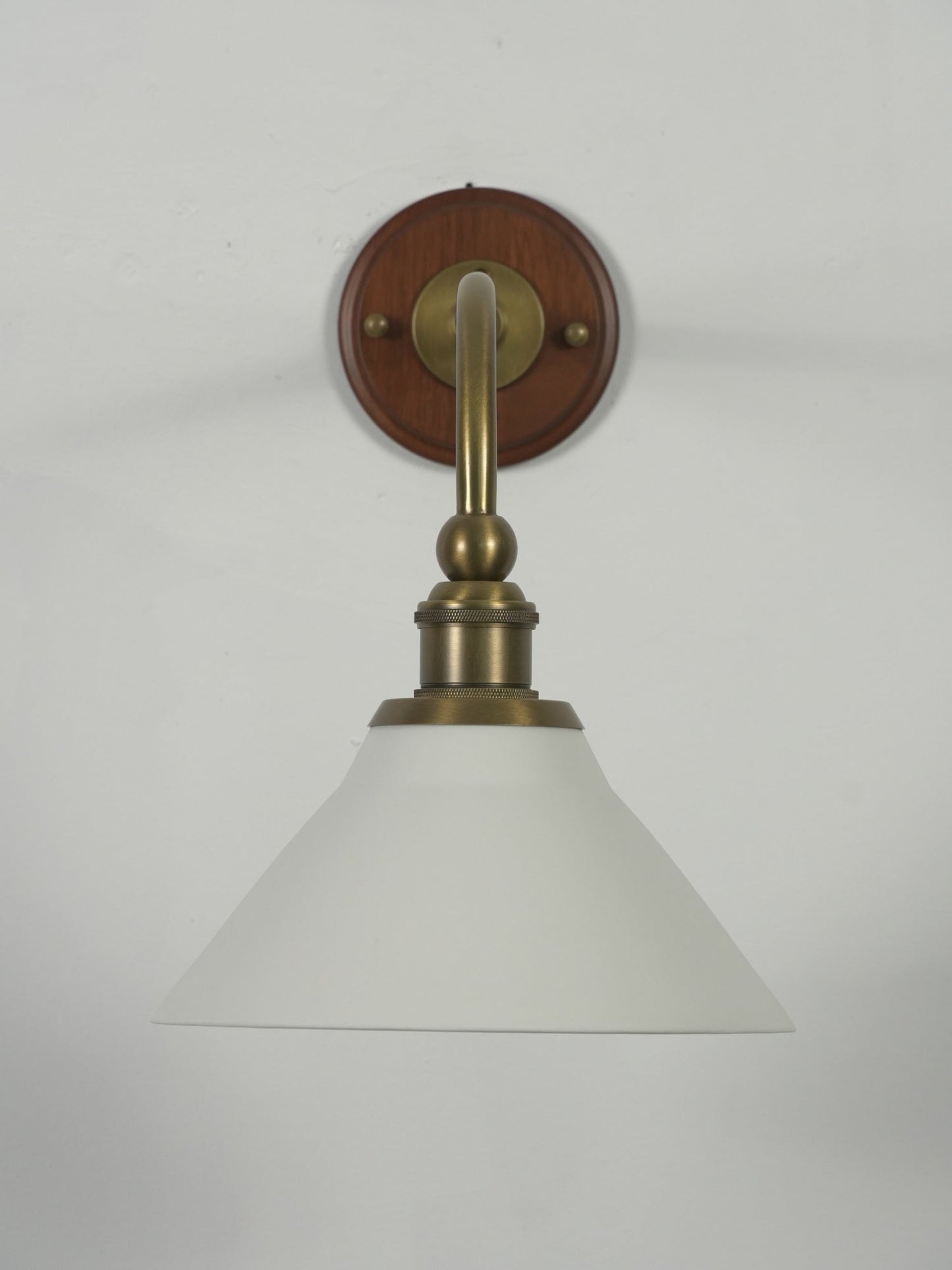 Heirloom Ceramic Wall Lamp