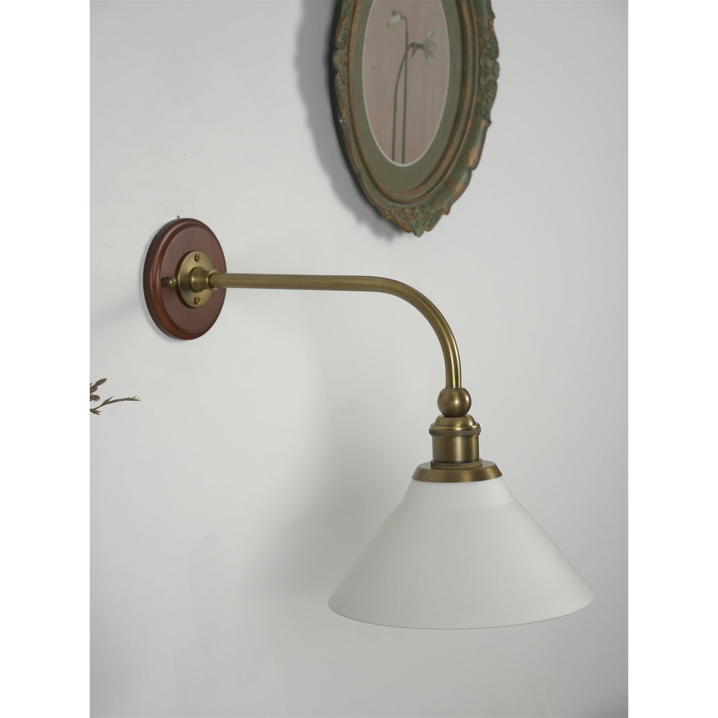 Heirloom Ceramic Wall Lamp