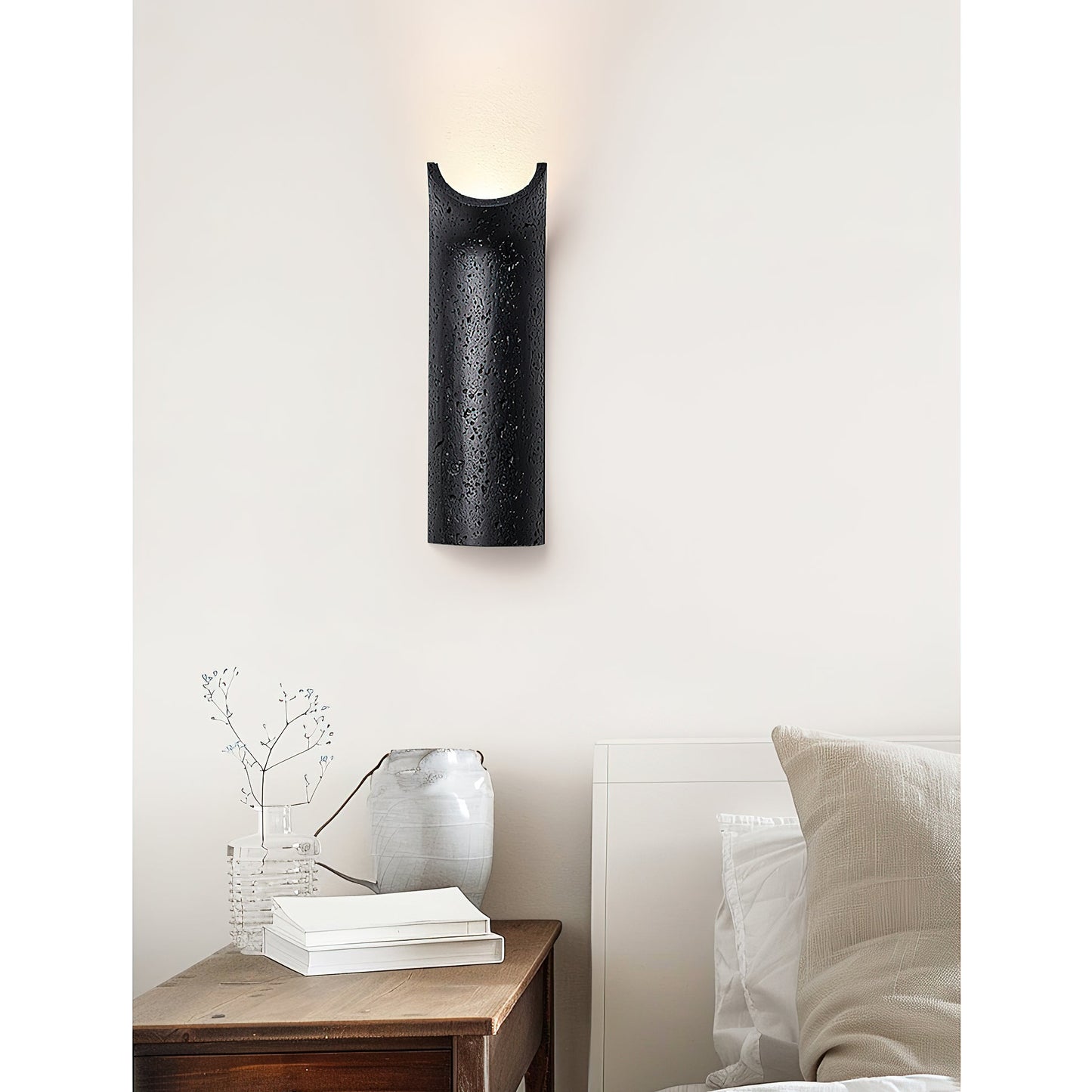 Hobart Wall Lamp