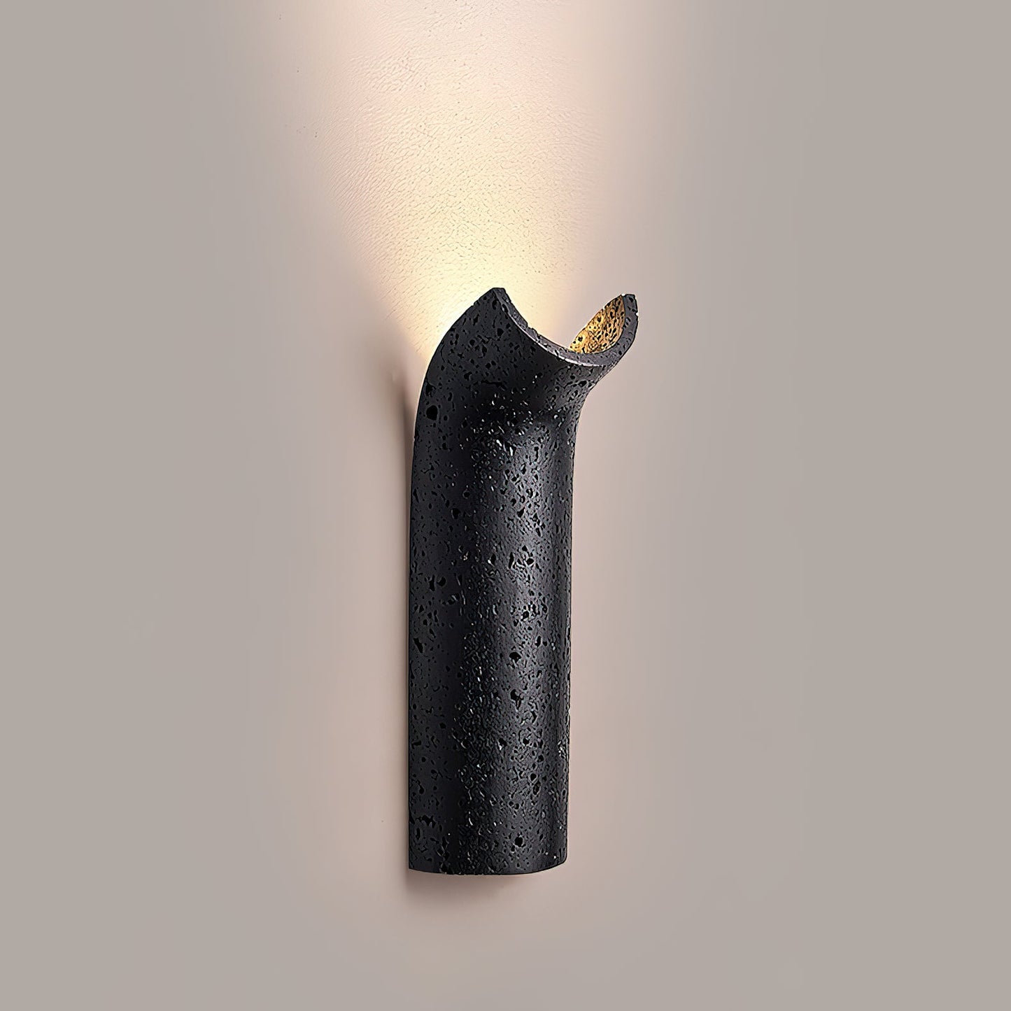 Hobart Wall Lamp