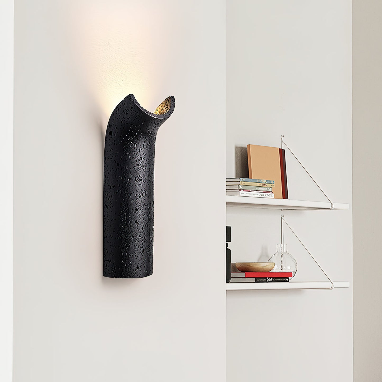 Hobart Wall Lamp