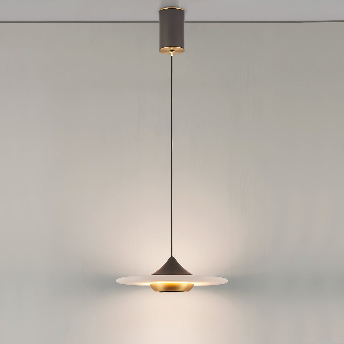 Ipno LED Alabaster Pendant Light