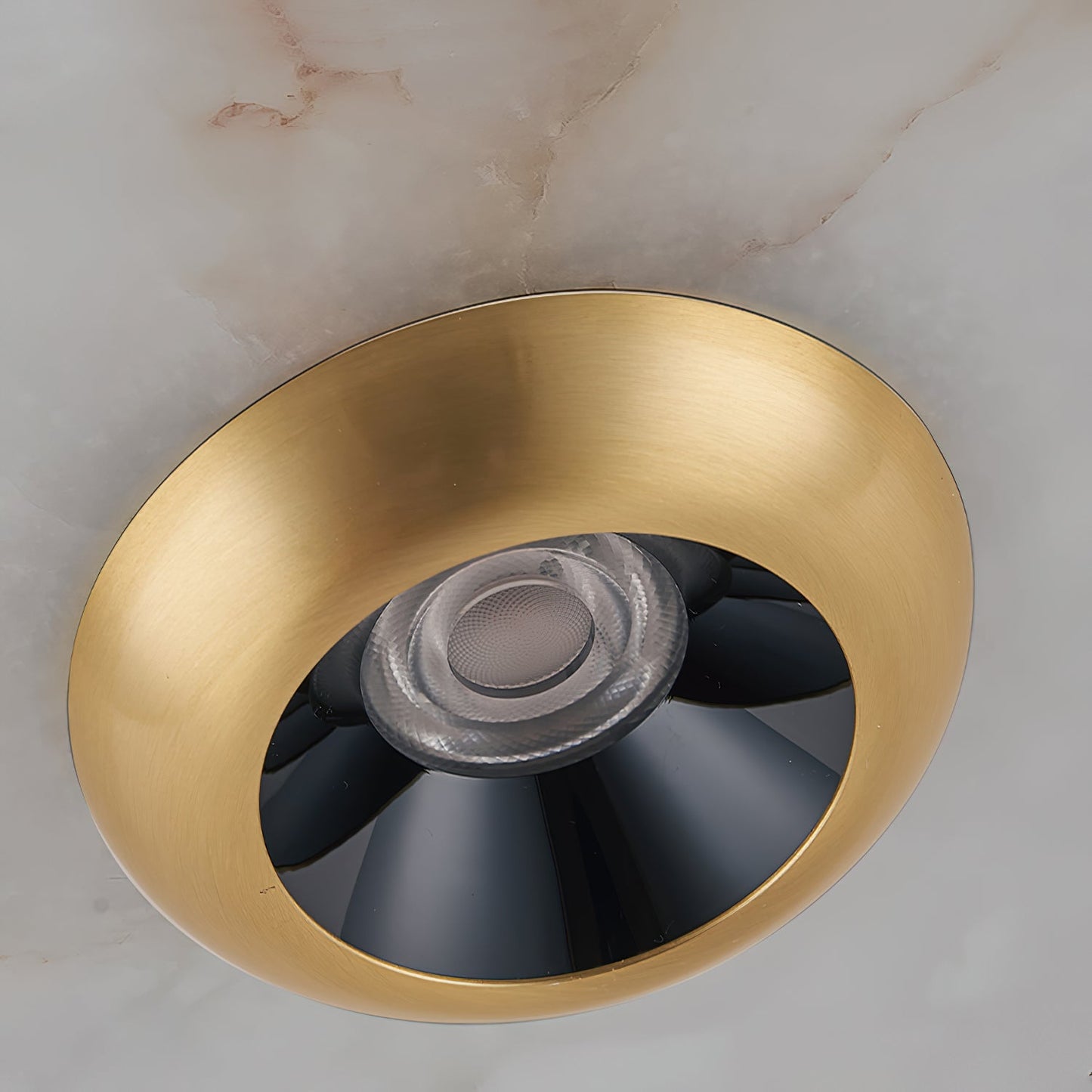 Ipno LED Alabaster Pendant Light