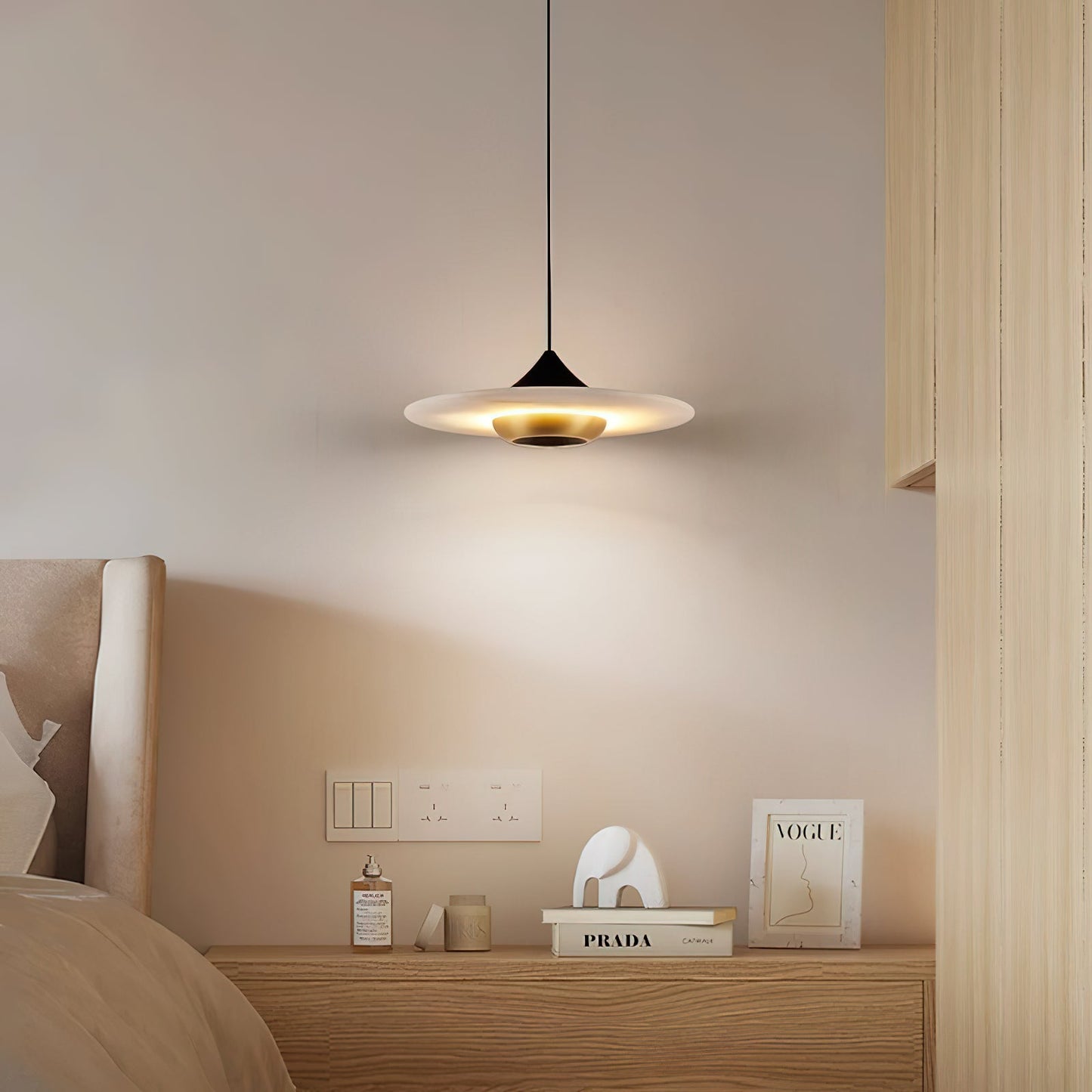 Ipno LED Alabaster Pendant Light
