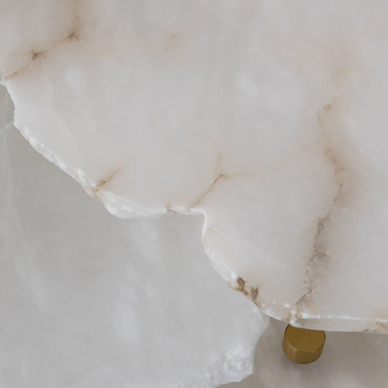 Ipno LED Alabaster Pendant Light