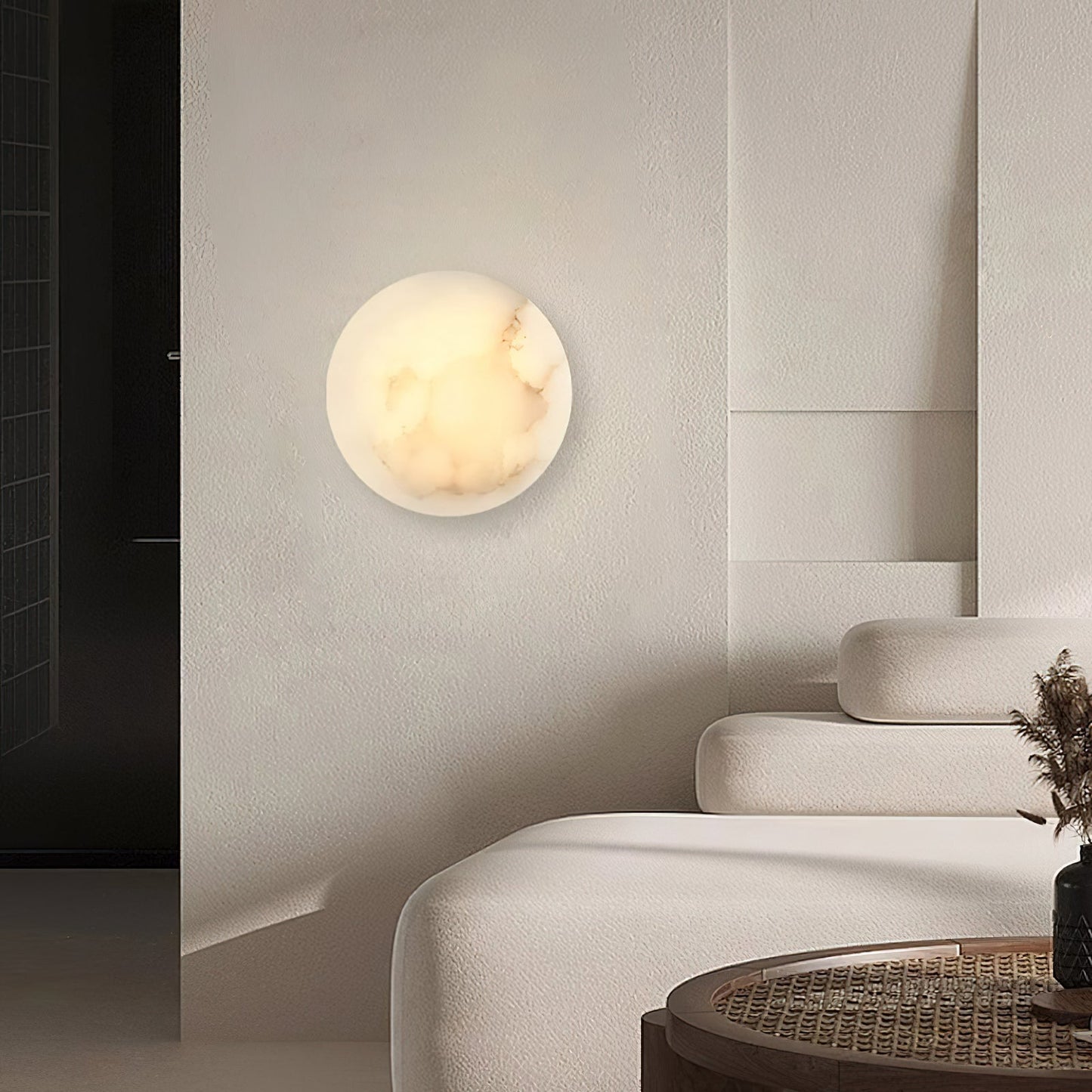 Iveala Single Alabaster Wall Lamp