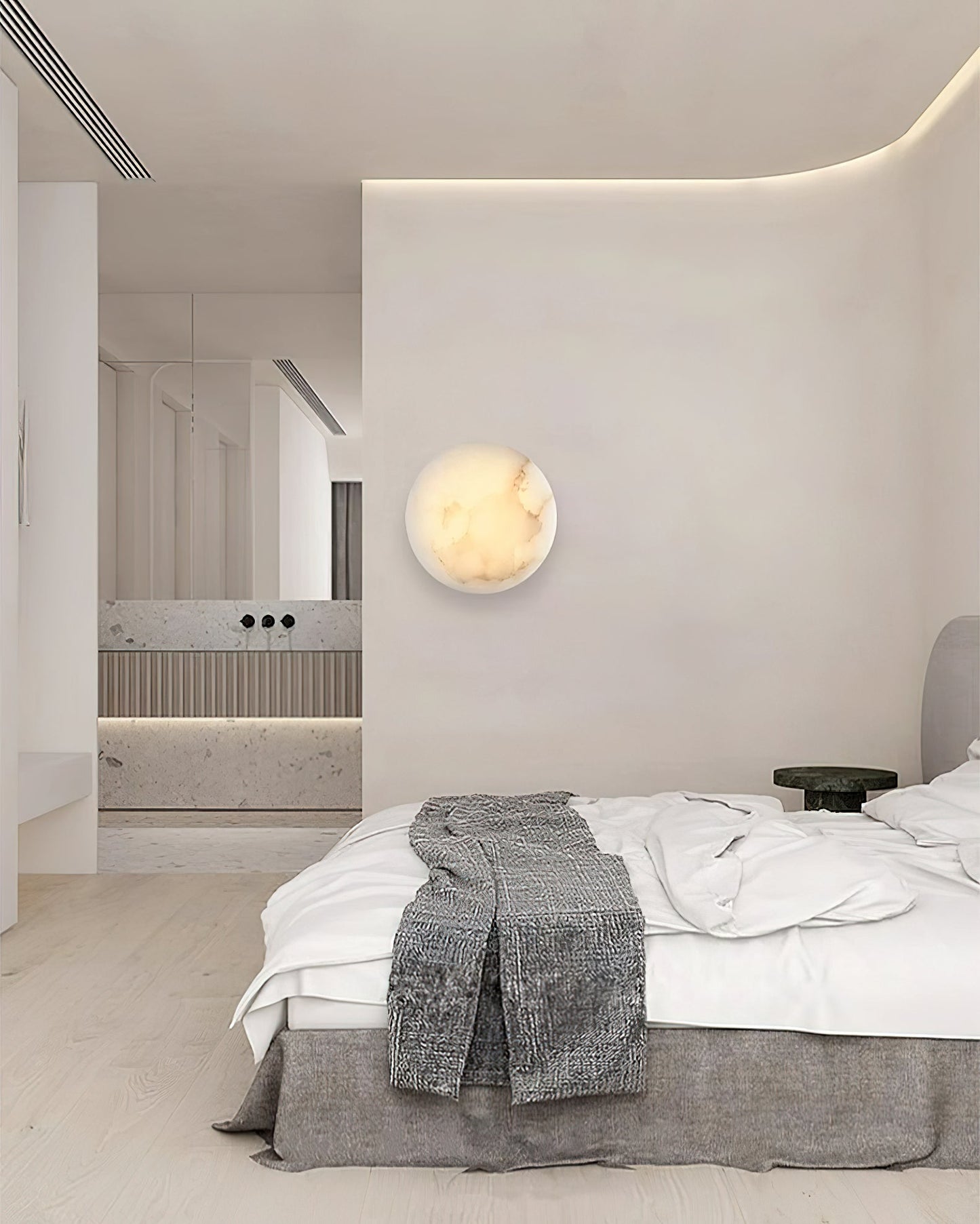 Iveala Single Alabaster Wall Lamp
