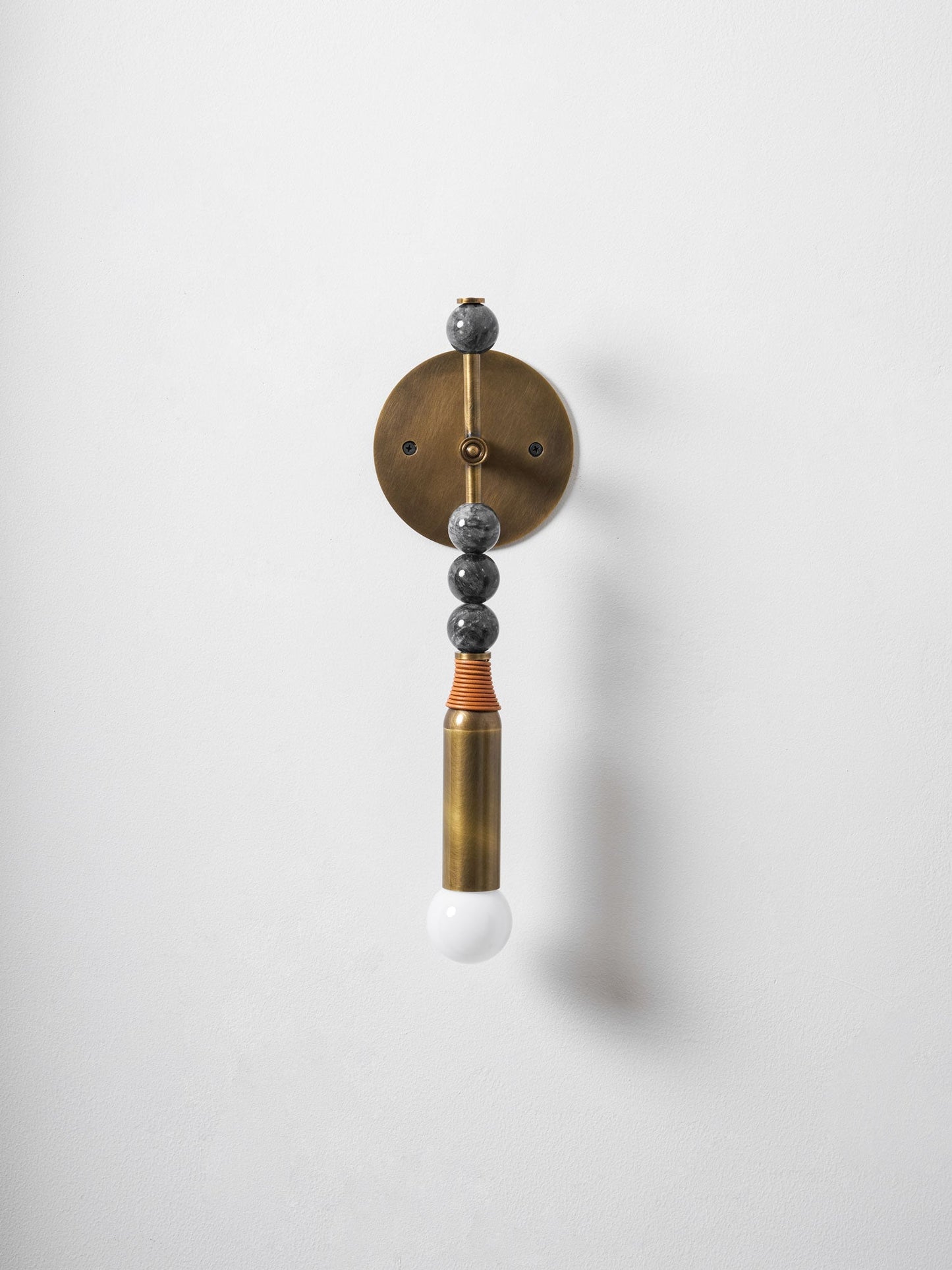 Toam Wall Lamp