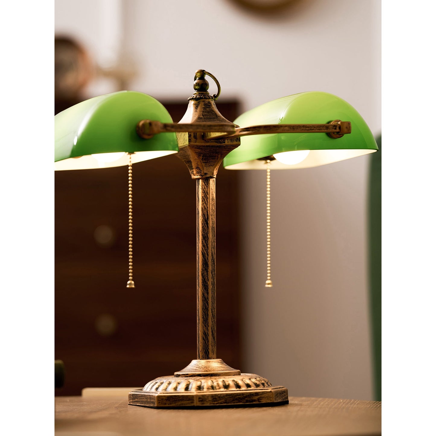 Cambridge Twin Library Table Lamp