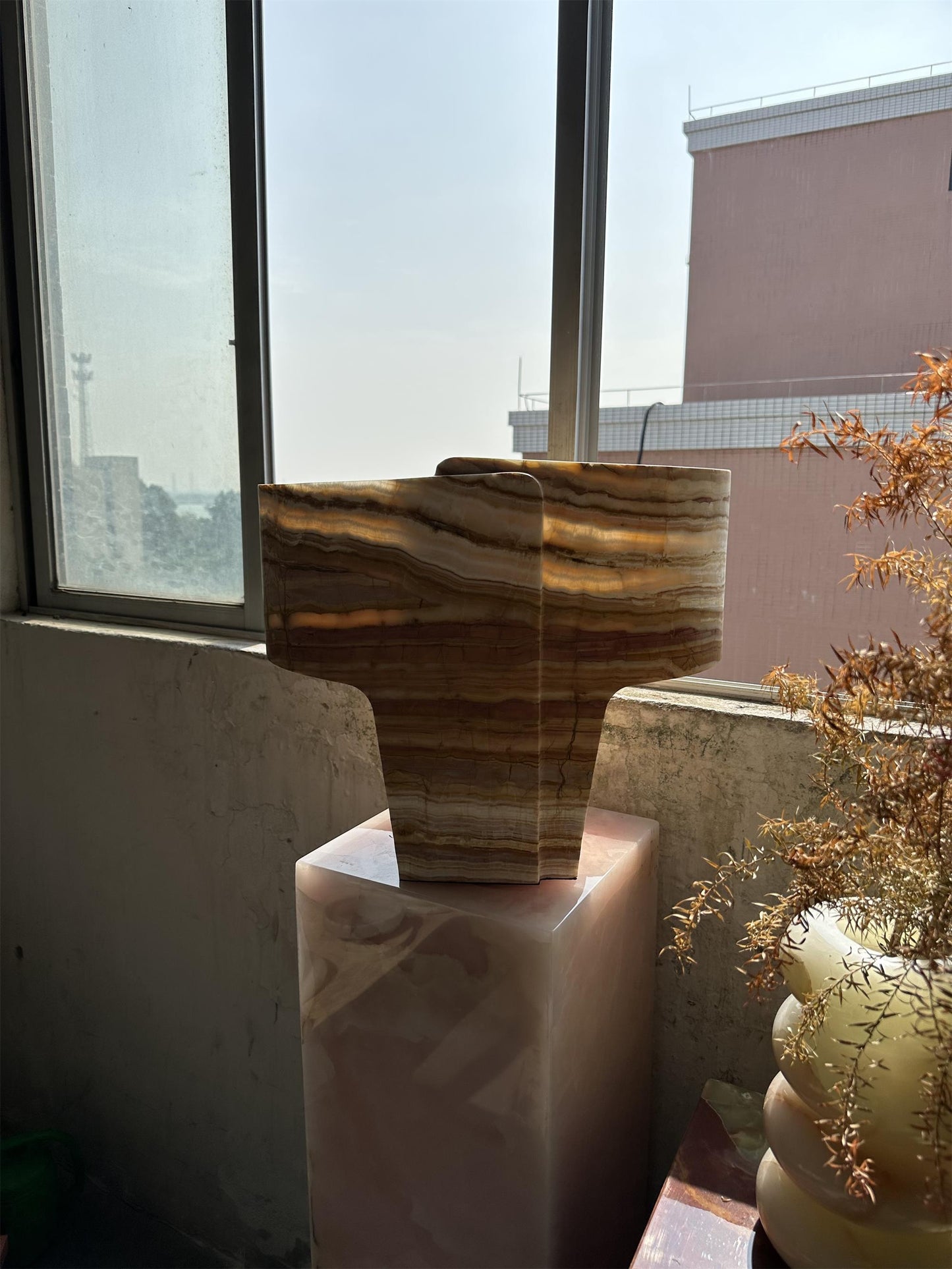 Onyx Texture Table Lamp