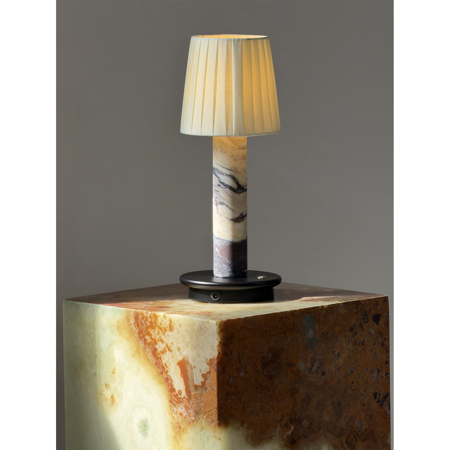 Jorgen Table Lamp (Built-in Battery)