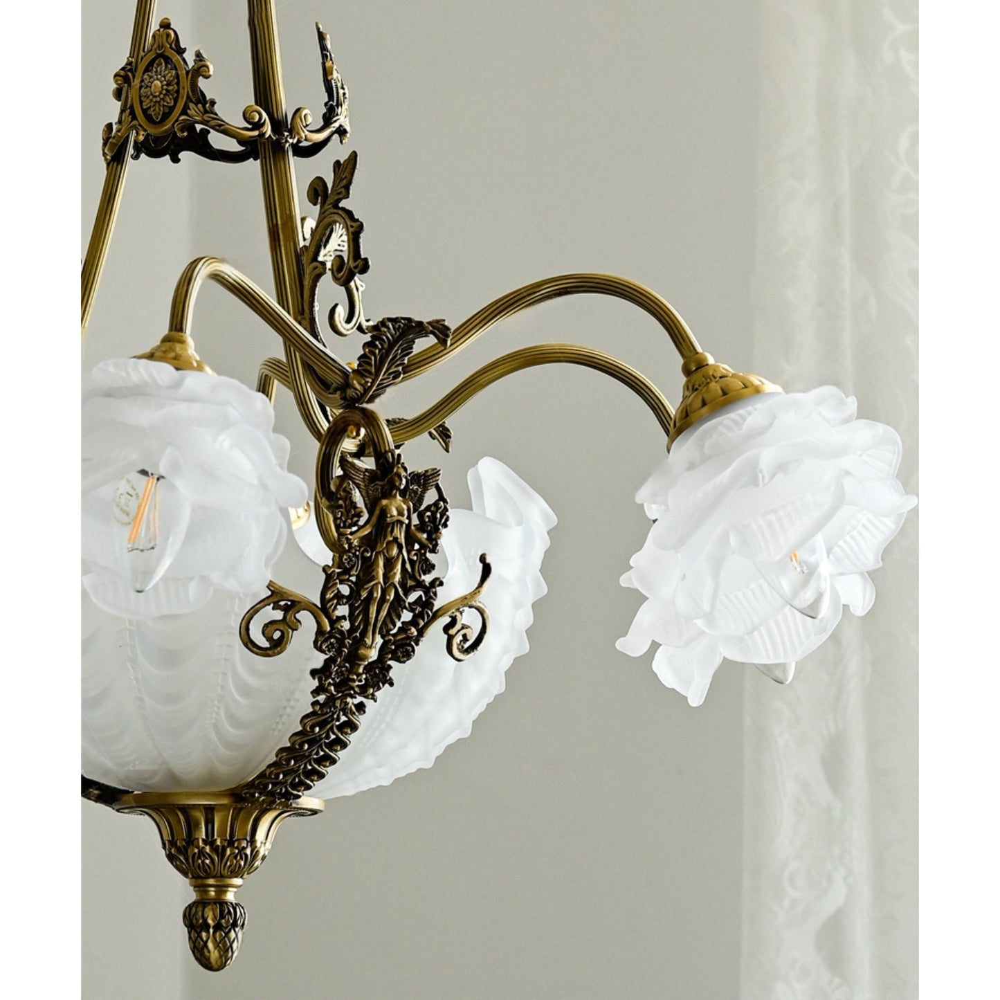 Kensington Palace Grand Chandelier