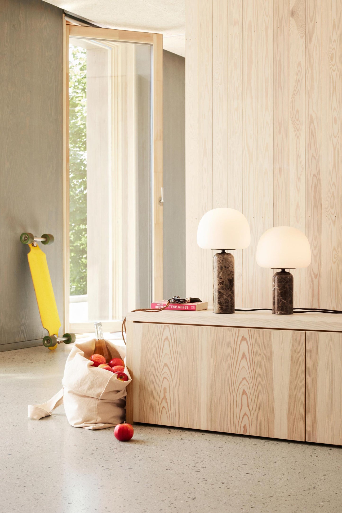 Kin Table Lamp