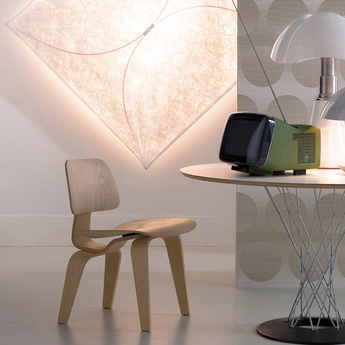 DuPont Paper Plug-in Wall Light