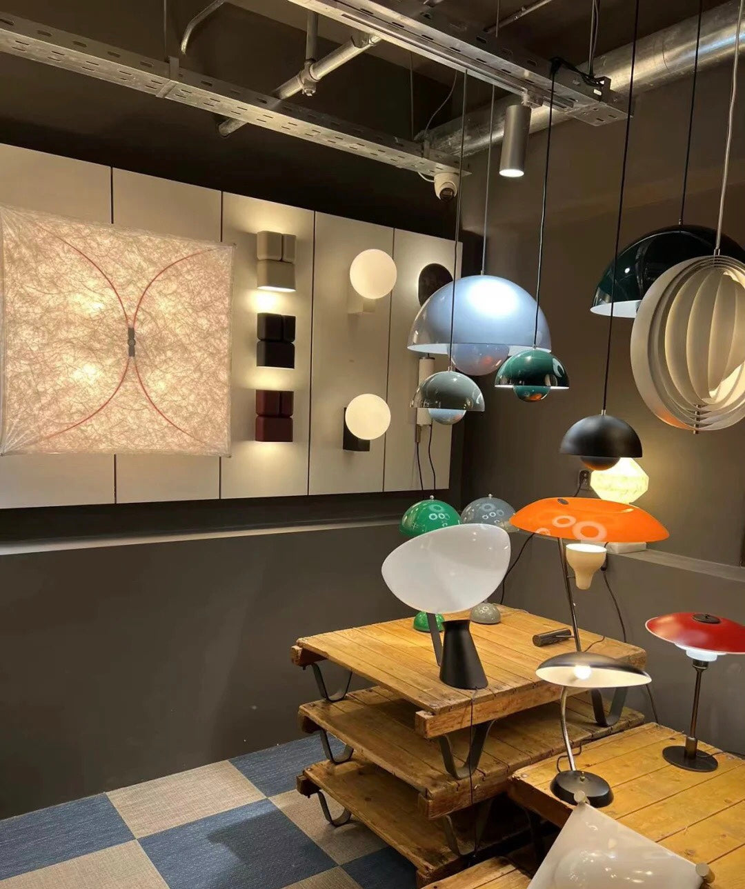 DuPont Paper Plug-in Wall Light