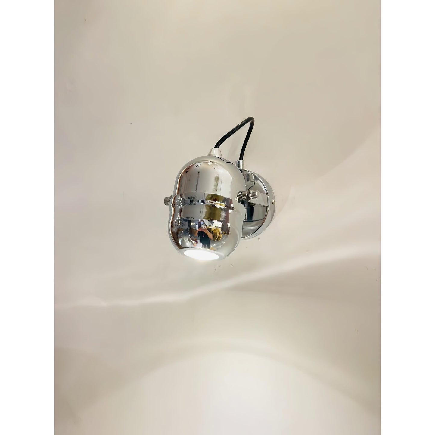 Laito Wall Lamp