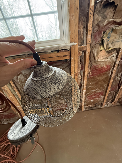 Lanister Mesh Pendant Lamp