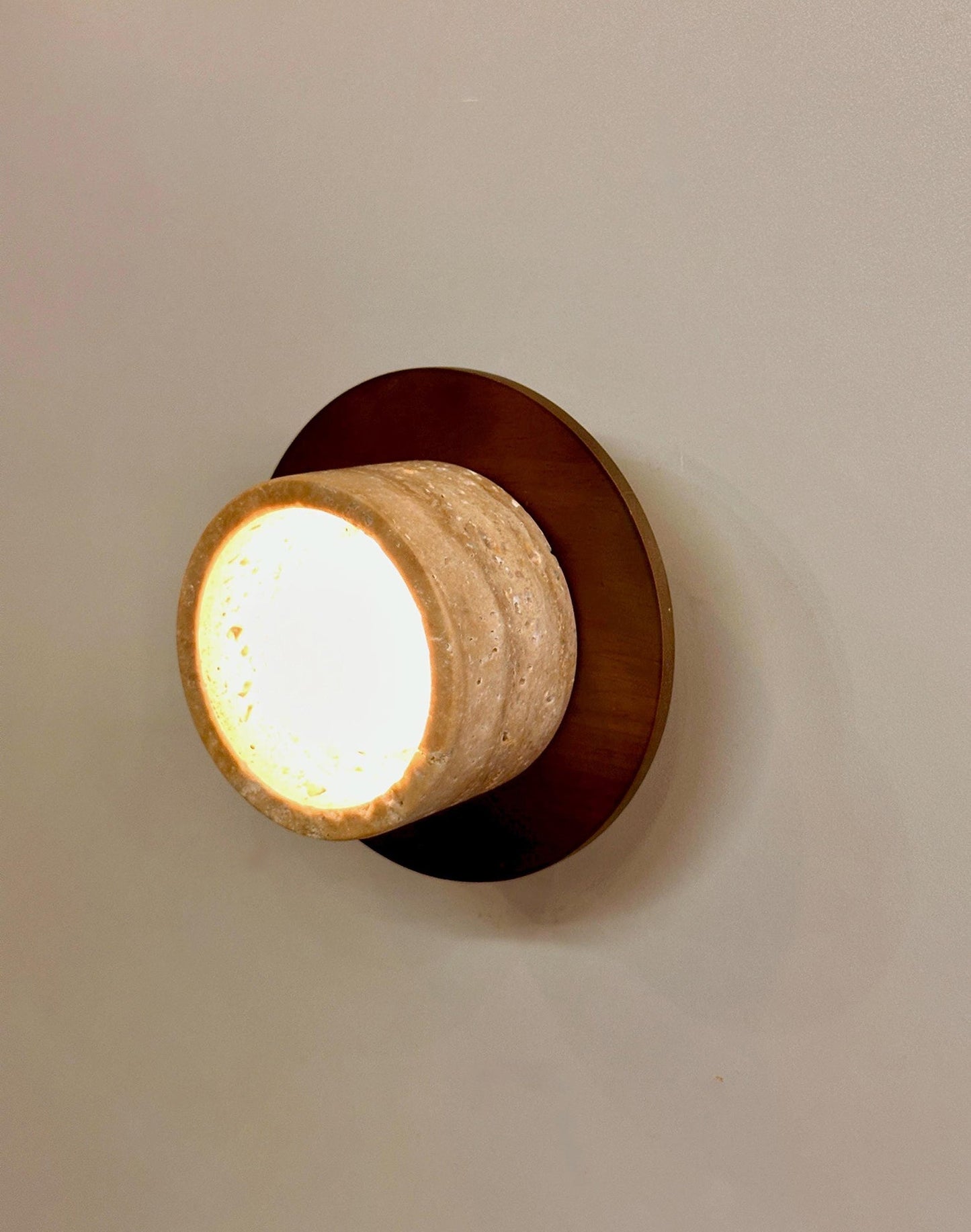 Logatec Traverine Wall Lamp