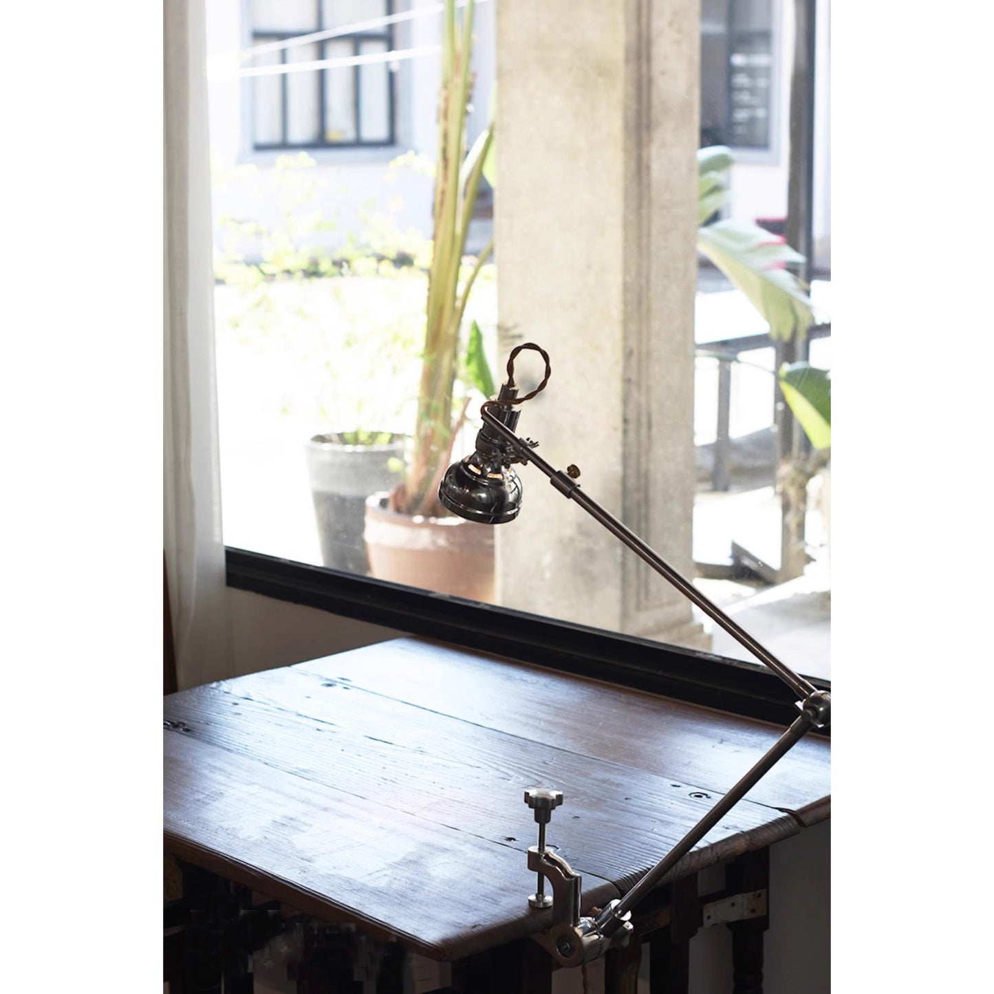Lumina Articulated Table Lamp