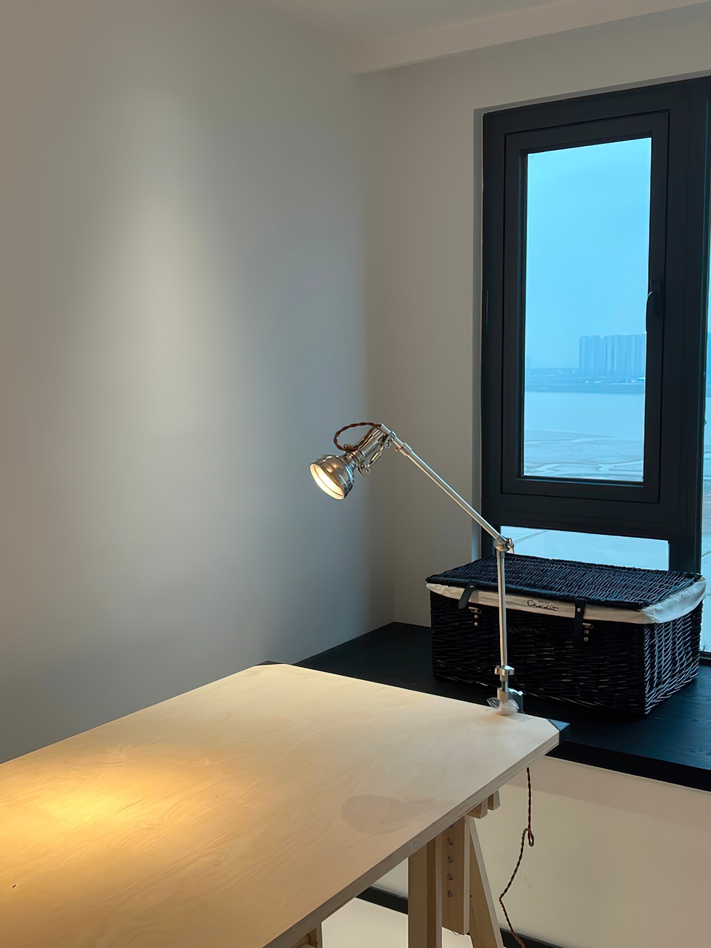 Lumina Articulated Table Lamp