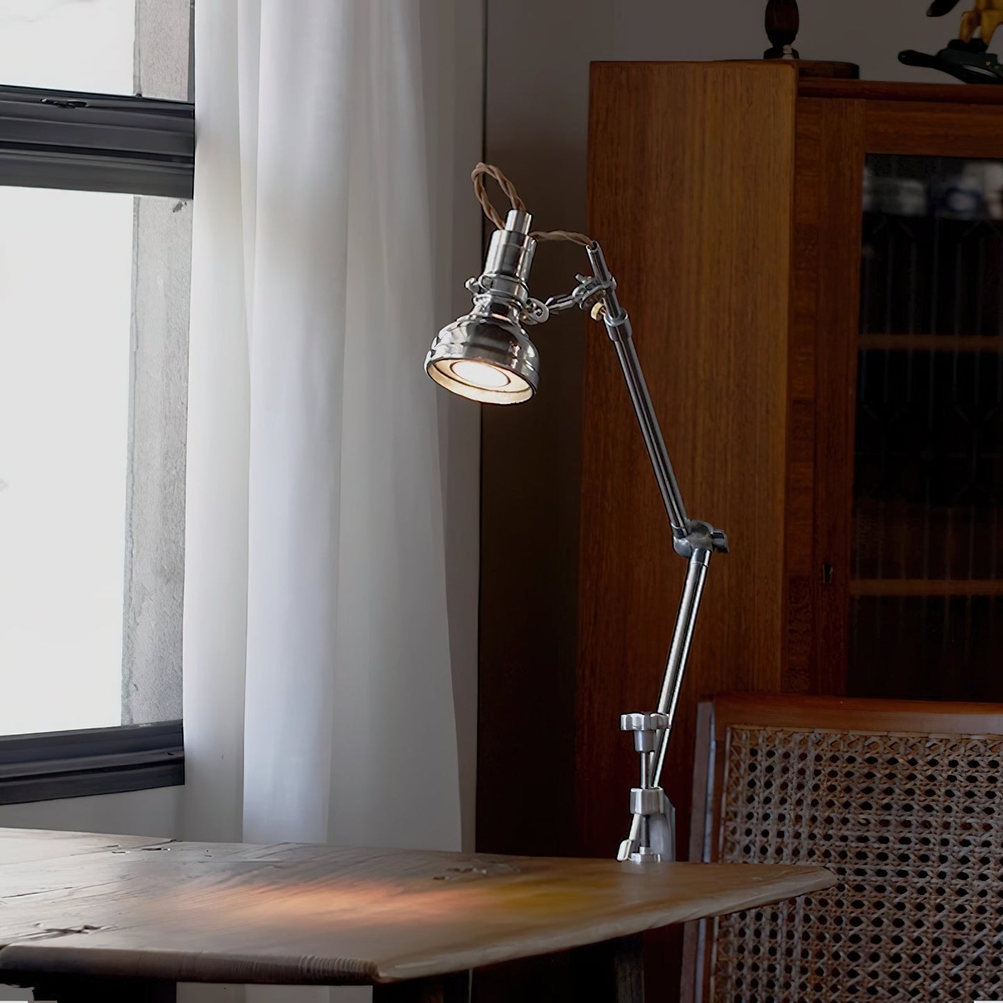 Lumina Articulated Table Lamp