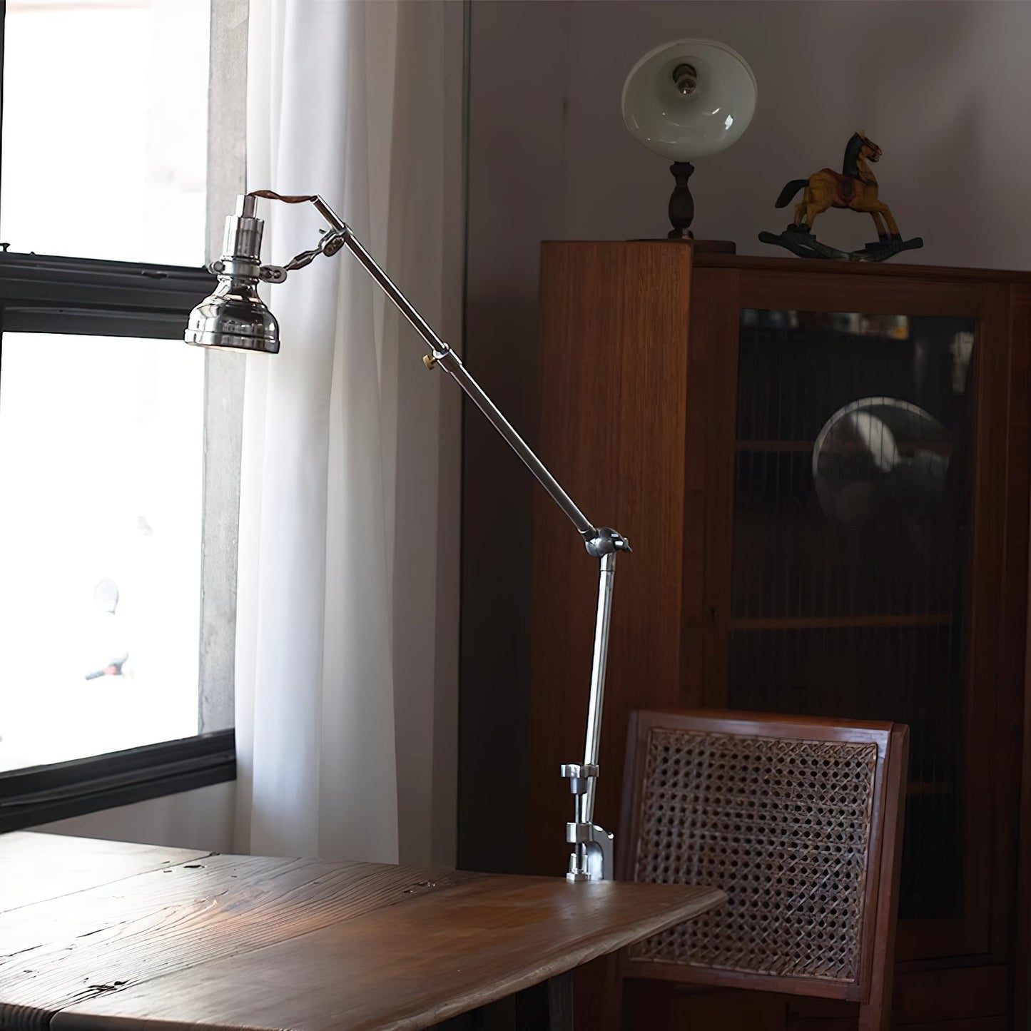 Lumina Articulated Table Lamp