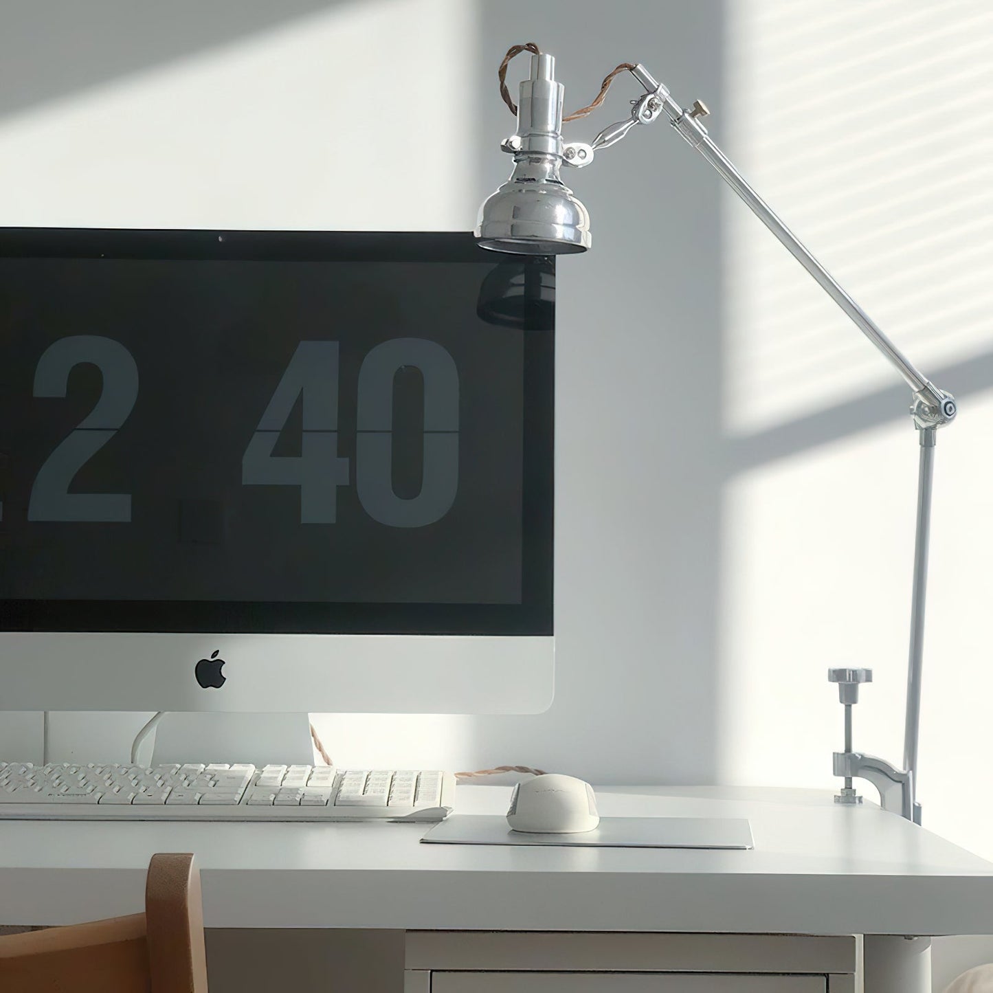 Lumina Articulated Table Lamp