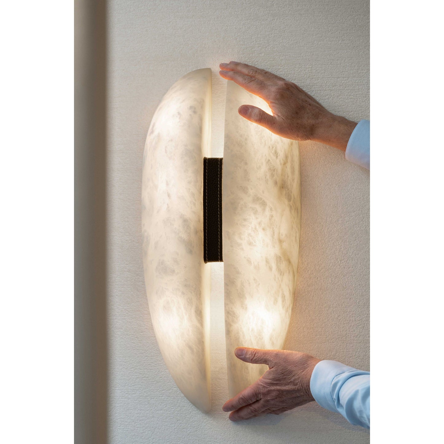 Luna Alabaster Wall Lamp