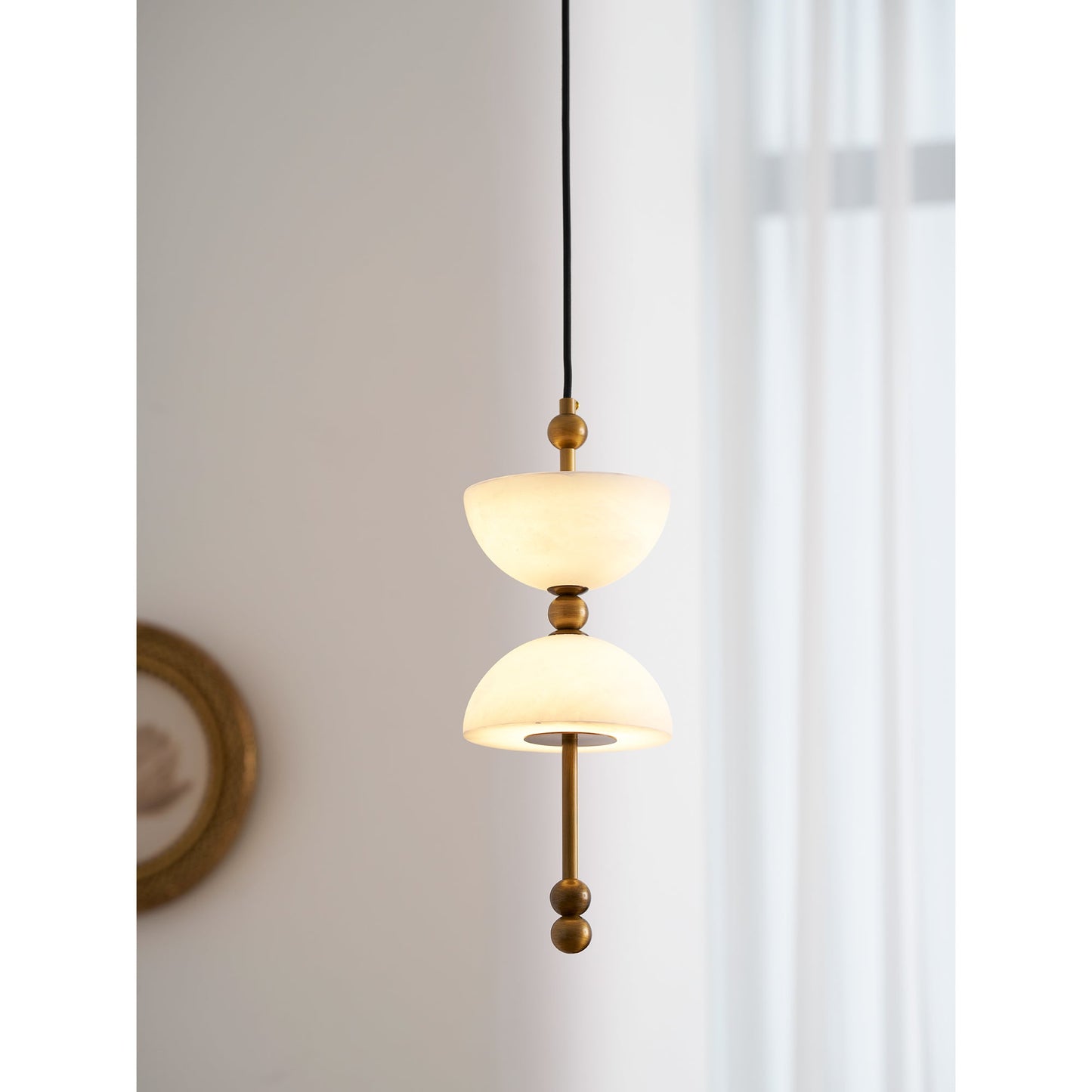 Lyra Alabaster Pendant Lamp