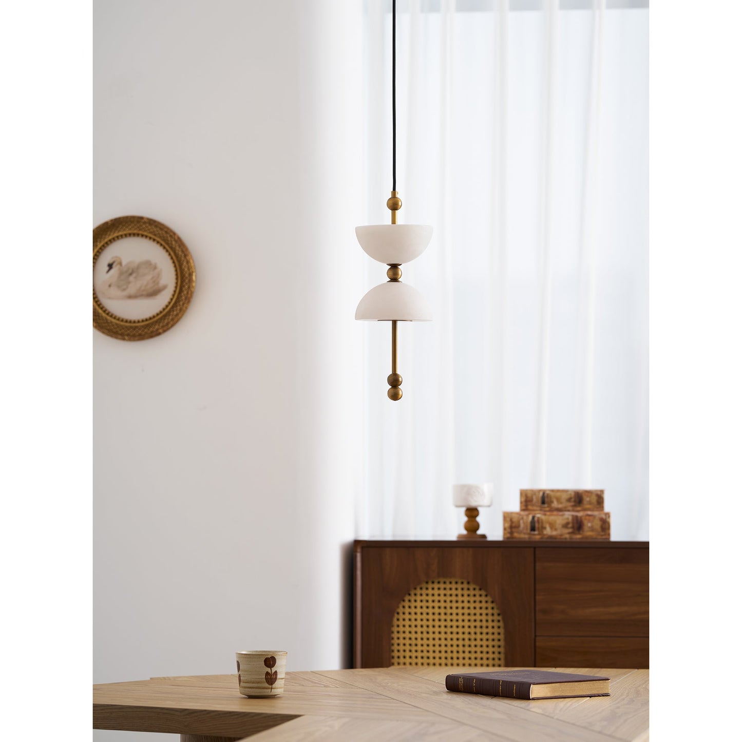 Lyra Alabaster Pendant Lamp