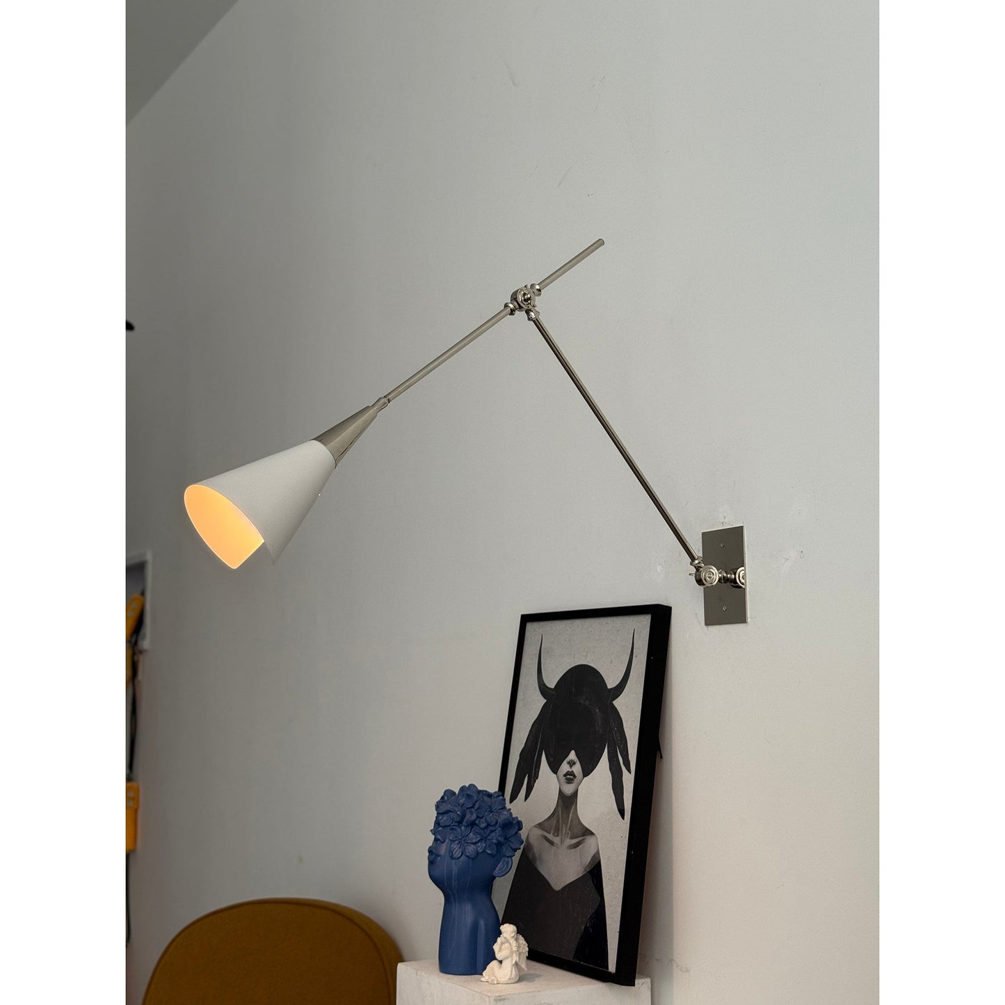 Magari Wall Lamp