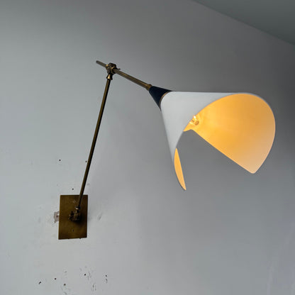 Magari Wall Lamp