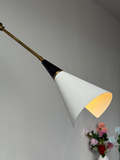 Magari Wall Lamp