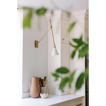 Magari Wall Lamp