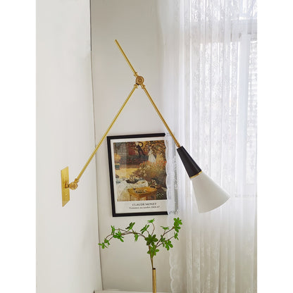 Magari Wall Lamp