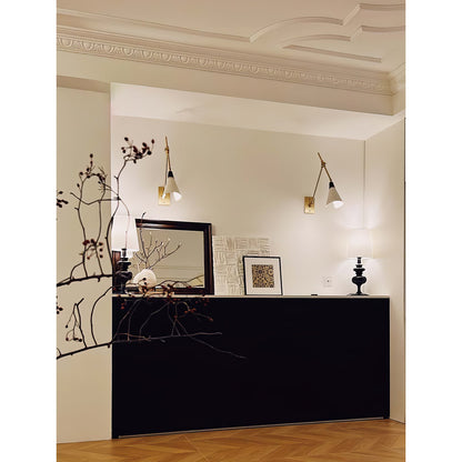 Magari Wall Lamp