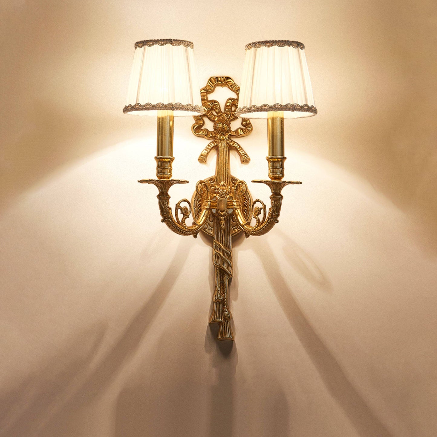 Medazio Wall Lamp